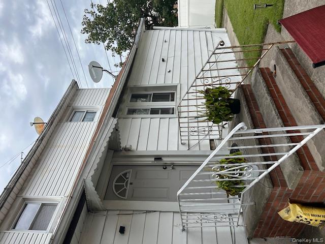 #10 photo, 204-20 104th Avenue, كوينز Saint Albans , NY 11412