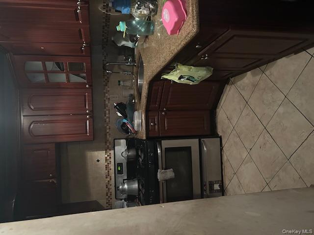 #7 photo, 204-20 104th Avenue, كوينز Saint Albans , NY 11412