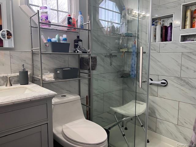 #11 photo, 4 Fox Path, מחוז סאפוק Coram , NY 11727