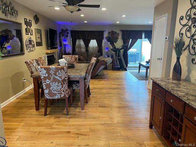 #4 photo, 4 Fox Path, מחוז סאפוק Coram , NY 11727