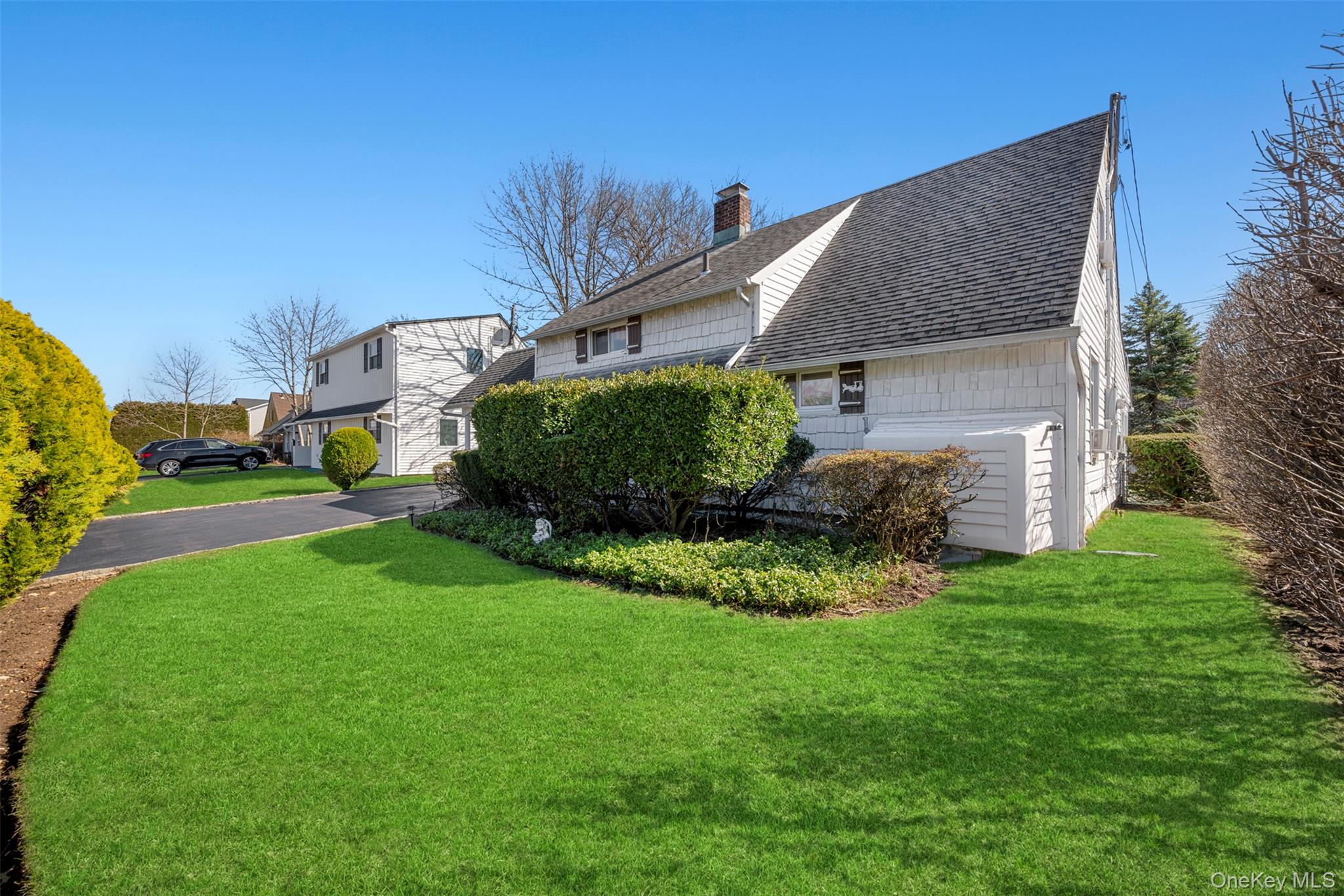 #2 photo, 60 Flamingo Road, Levittown , NY 11756