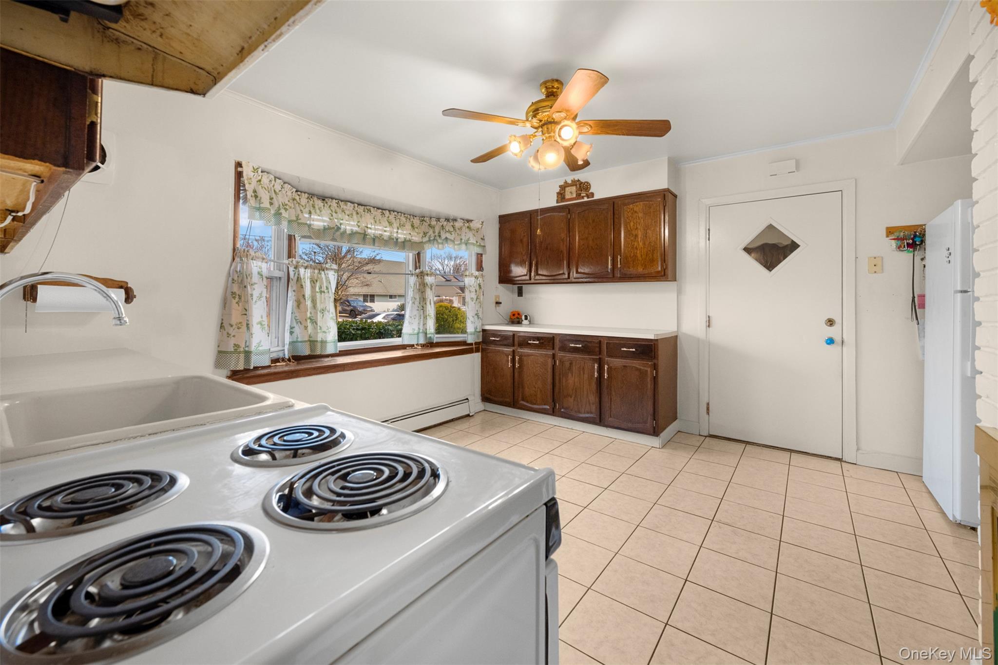 #6 photo, 60 Flamingo Road, Levittown , NY 11756