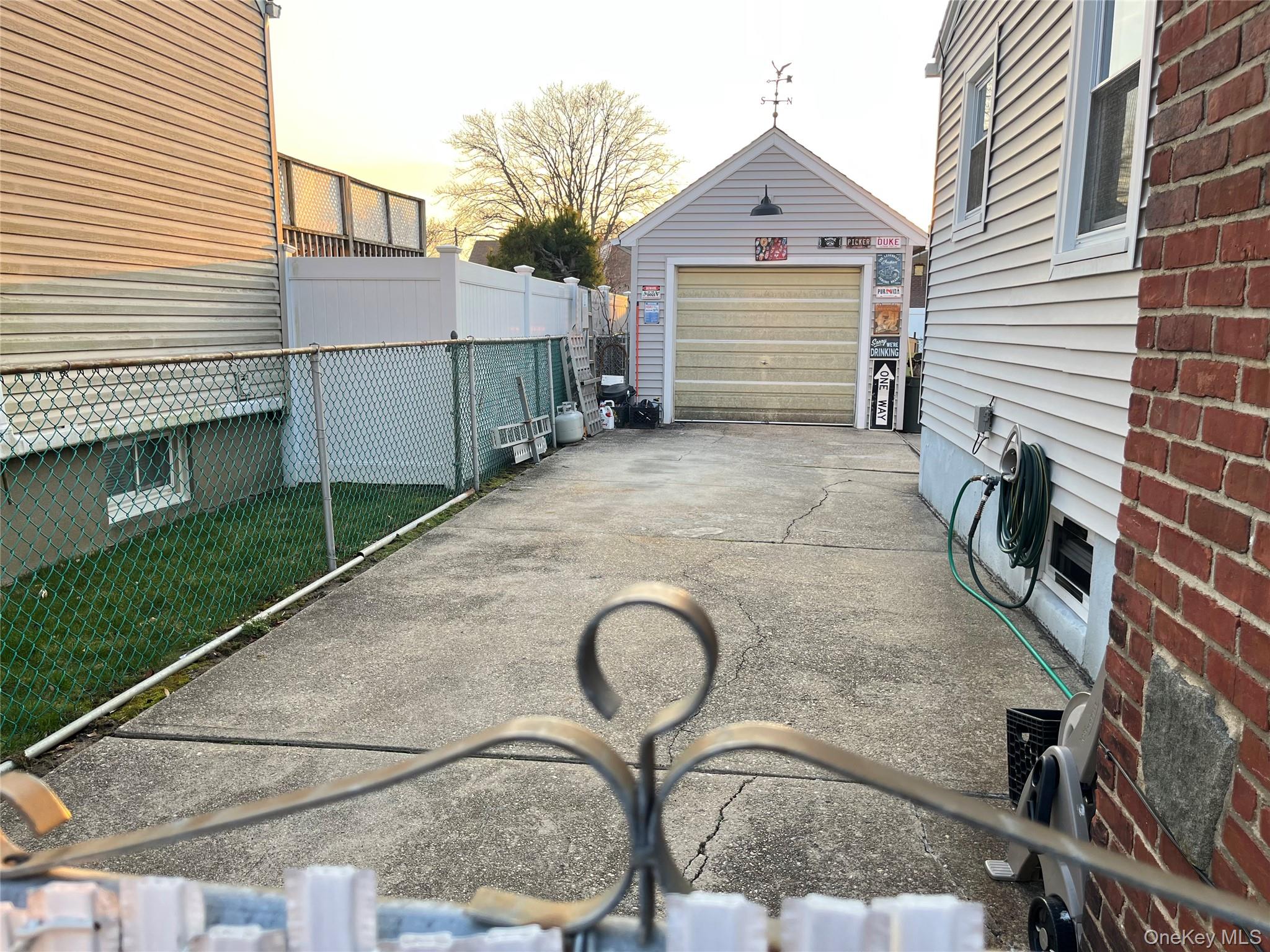 #19 photo, 2526 S Saint Marks Avenue, Bellmore , NY 11710