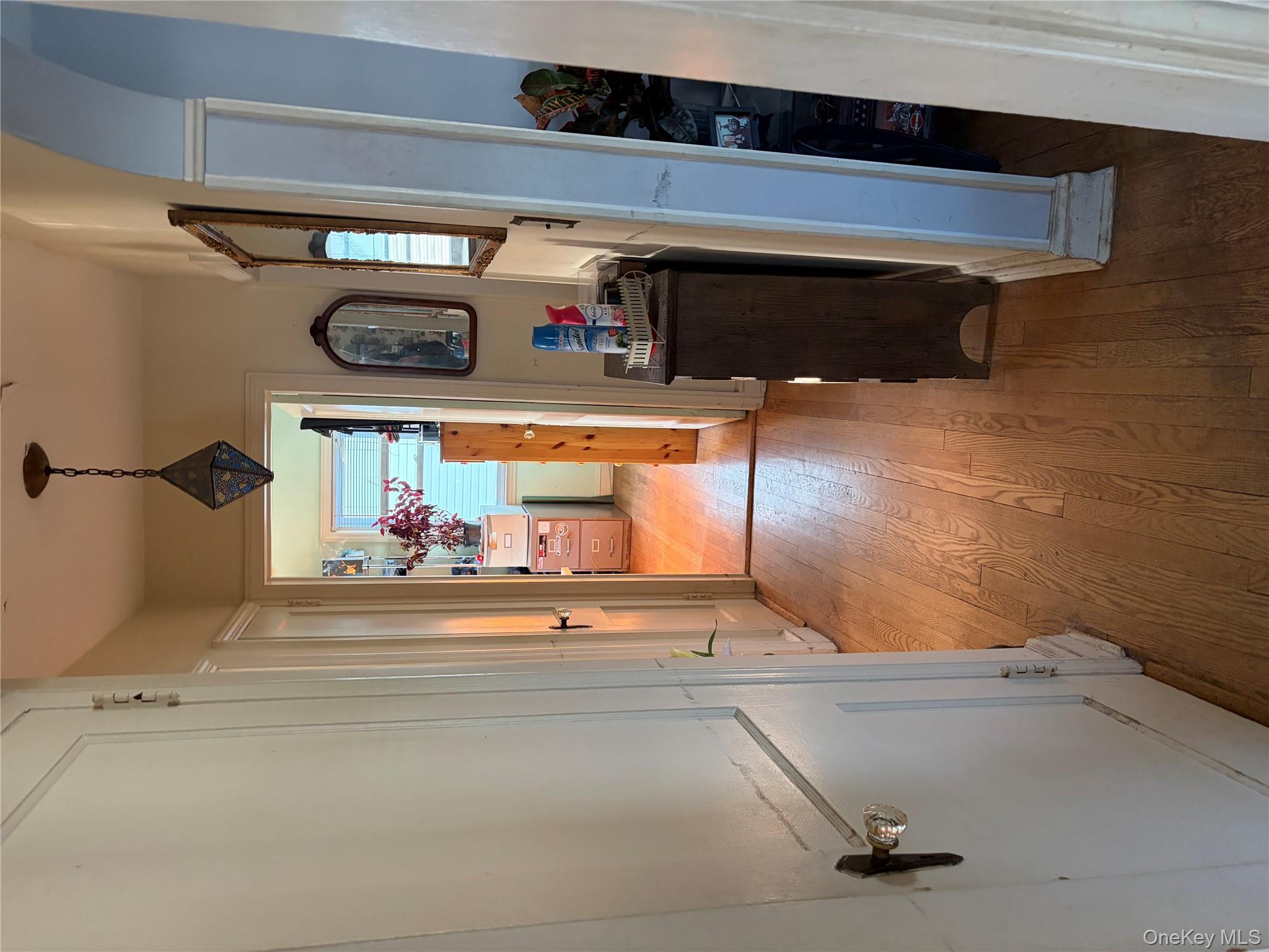 #8 photo, 2526 S Saint Marks Avenue, Bellmore , NY 11710