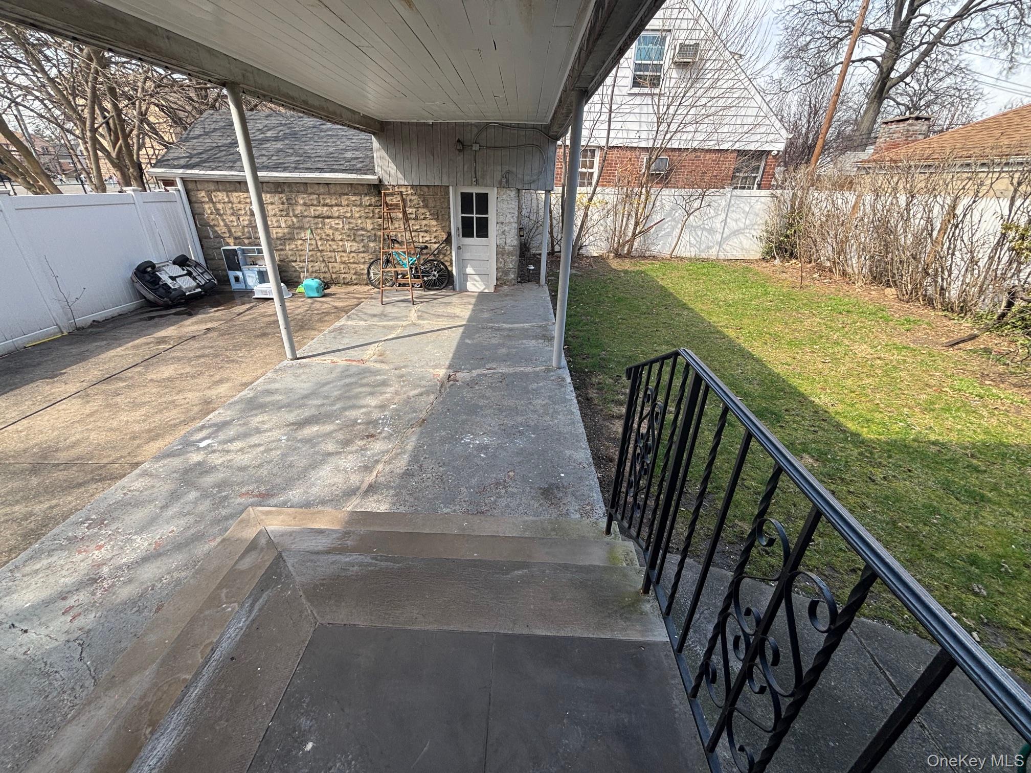 #4 photo, 202-03 56 Avenue, Bayside , NY 11364