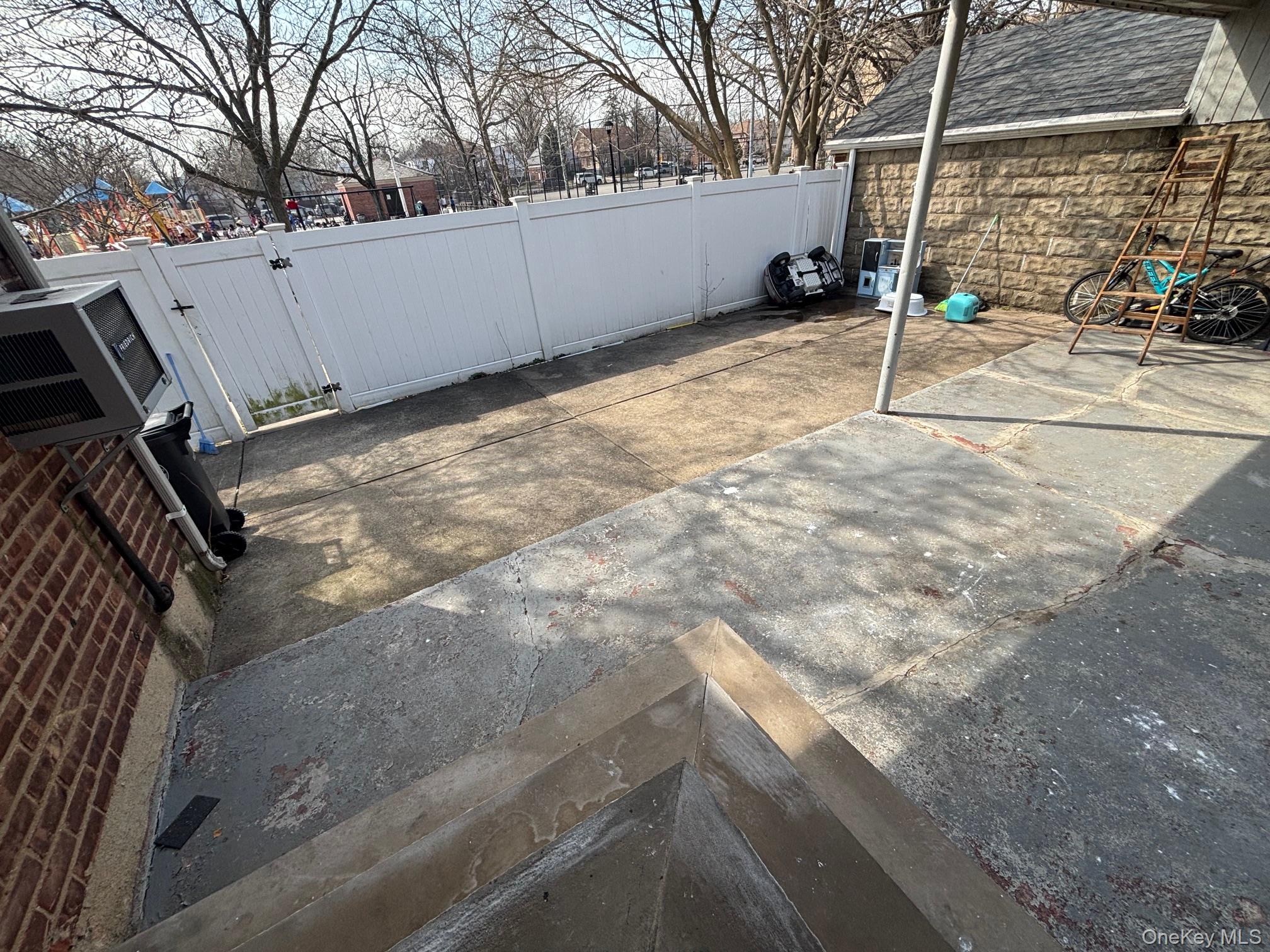 #5 photo, 202-03 56 Avenue, Bayside , NY 11364