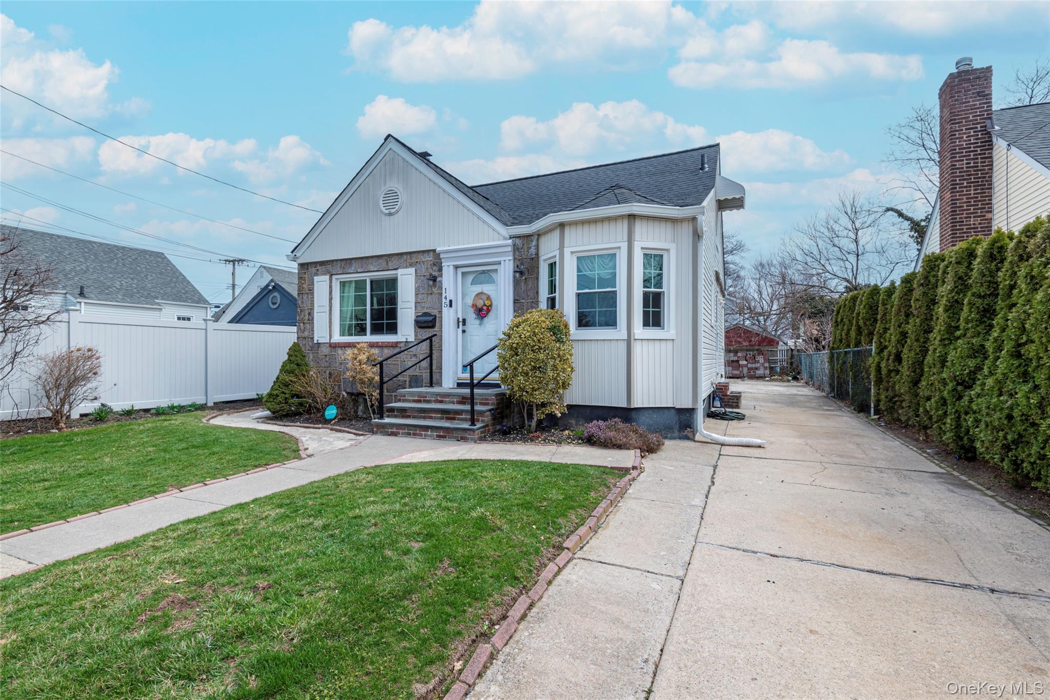 #3 photo, 145 Jacob Street, 長島 Elmont , NY 11003