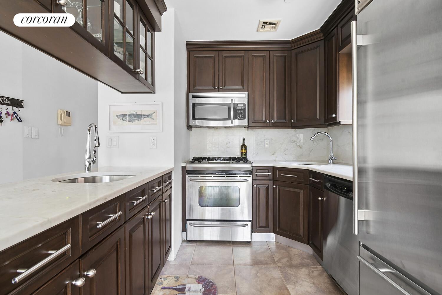 #1 photo, 734 E 5TH Street, Kensington , NY 11218