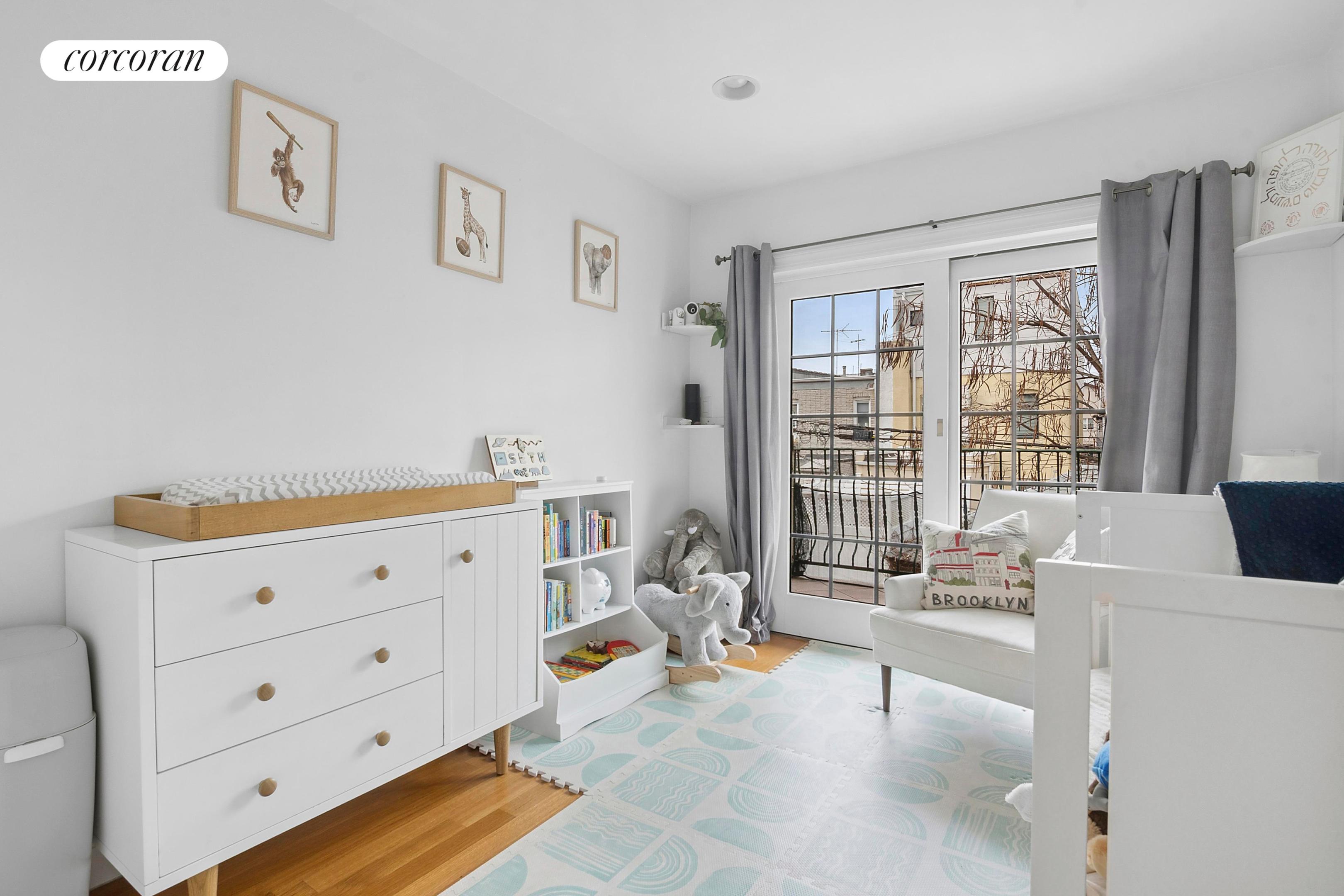 #16 photo, 734 E 5TH Street, Kensington , NY 11218