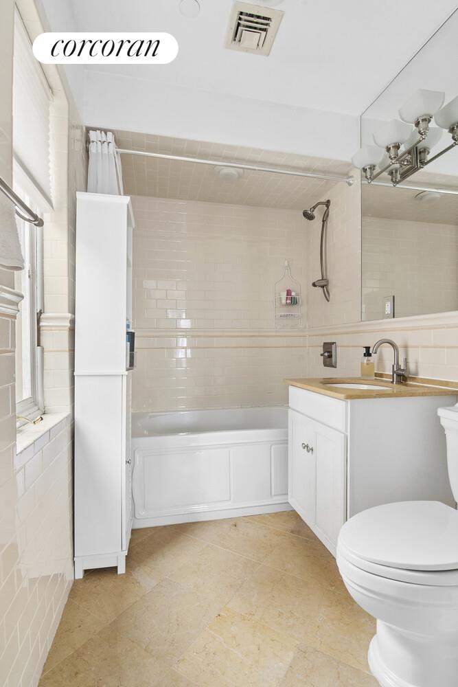 #8 photo, 734 E 5TH Street, Kensington , NY 11218