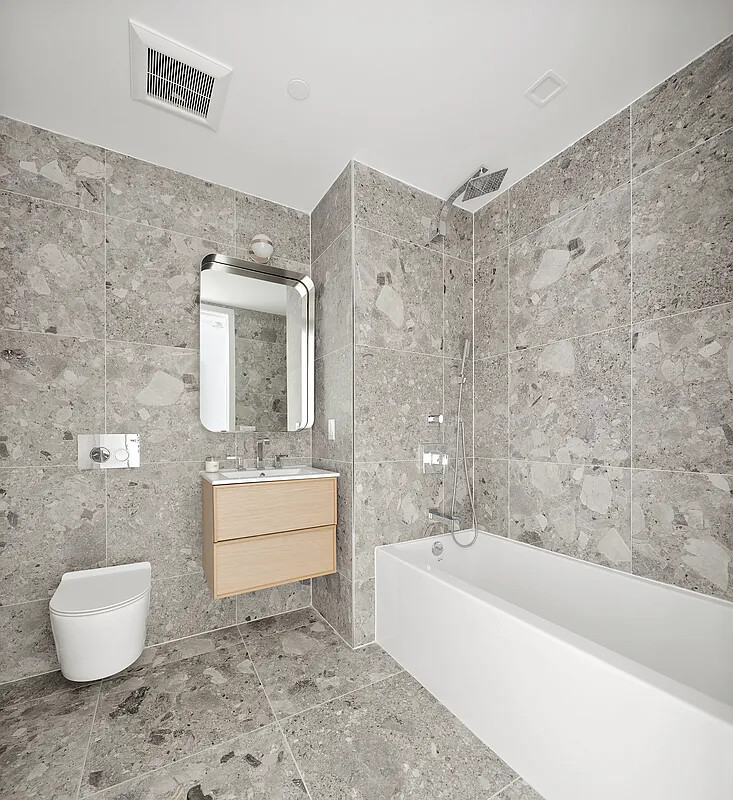 #18 photo, 256 N 9TH Street, Williamsburg , NY 11211