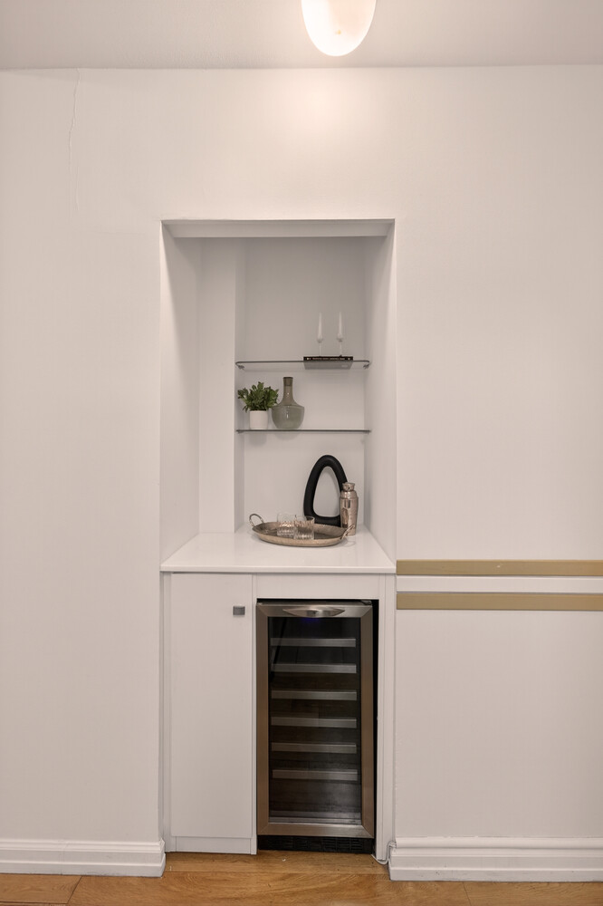 #8 photo, 99 JOHN Street, South Street Seaport , NY 10038