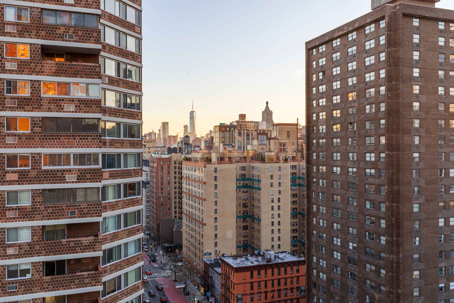 #12 photo, 305 E 24TH Street, Kips Bay , NY 10010