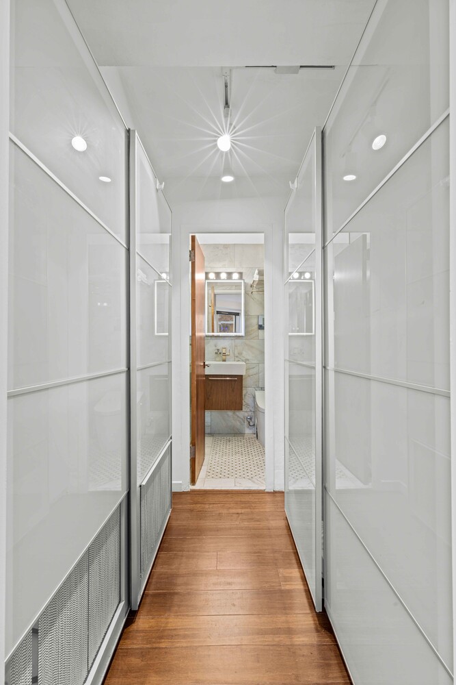 #6 photo, 305 E 24TH Street, Kips Bay , NY 10010