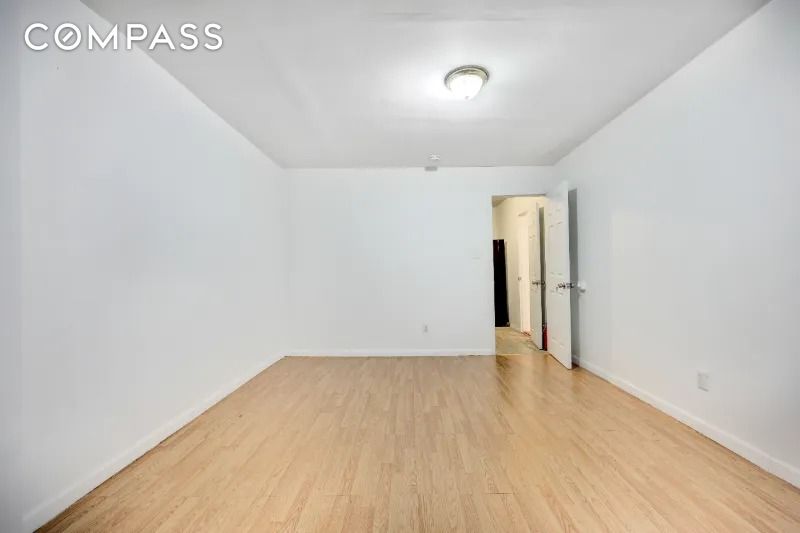 #15 photo, 255 Covert Street, 布什维克 Bushwick , NY 11207
