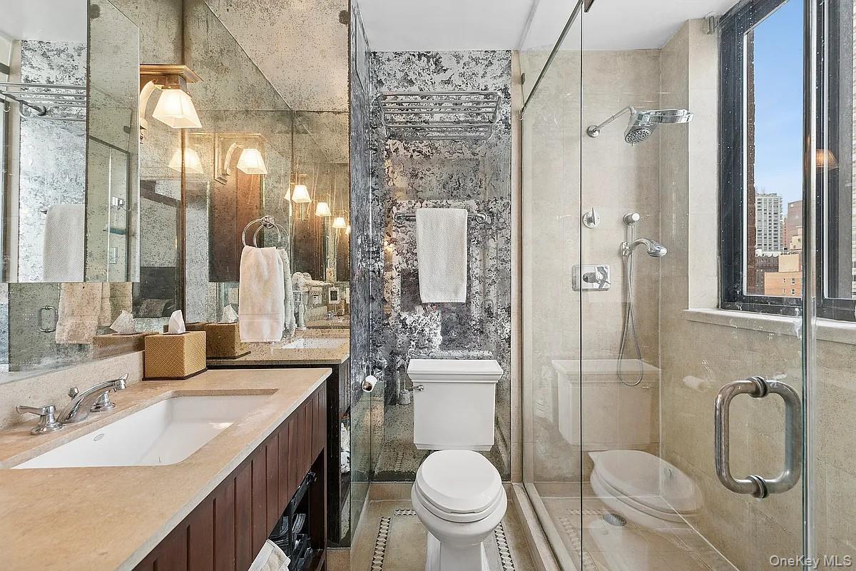 #3 photo, 343 E 74th Street, 맨해튼 New York (Manhattan) , NY 10021