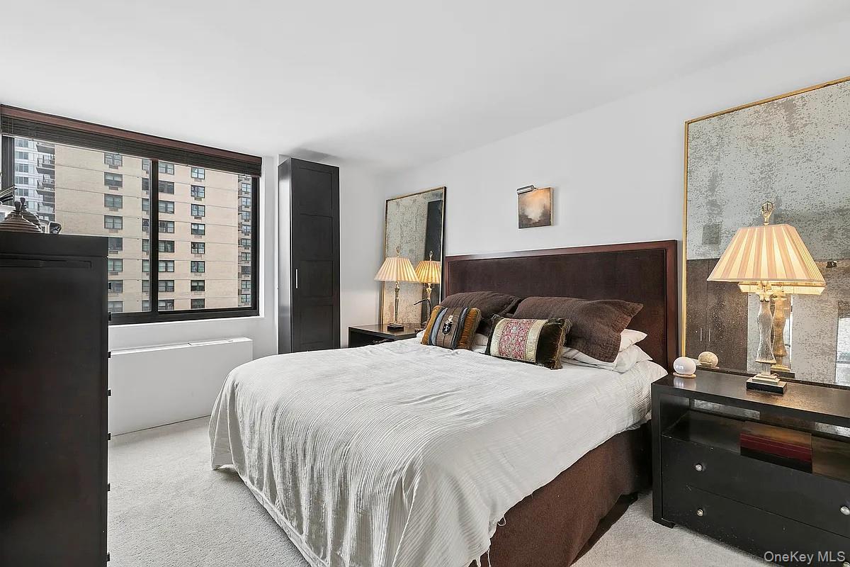 #4 photo, 343 E 74th Street, 맨해튼 New York (Manhattan) , NY 10021