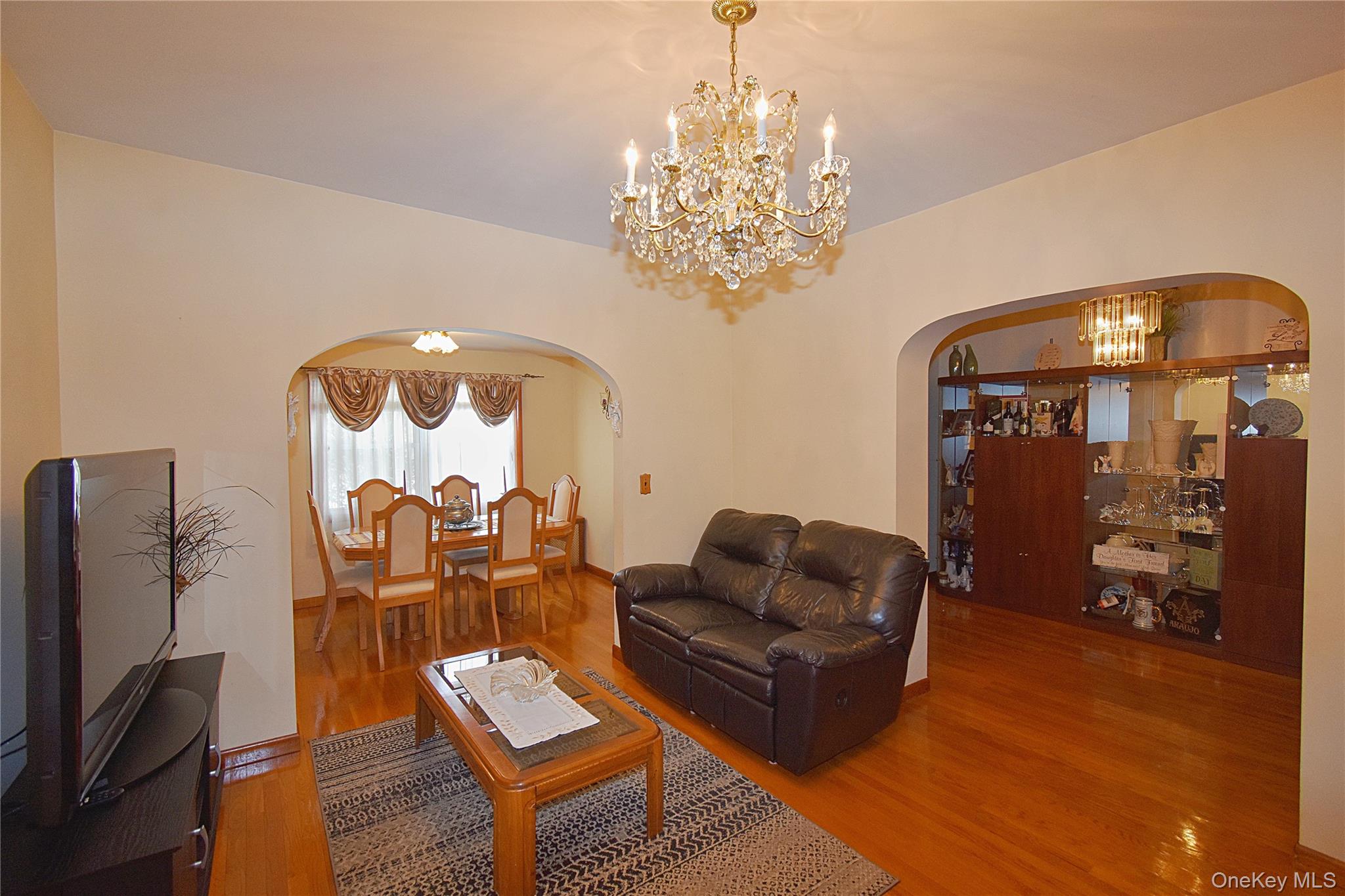 #3 photo, 132 Overlook Street, Mount Vernon , NY 10552