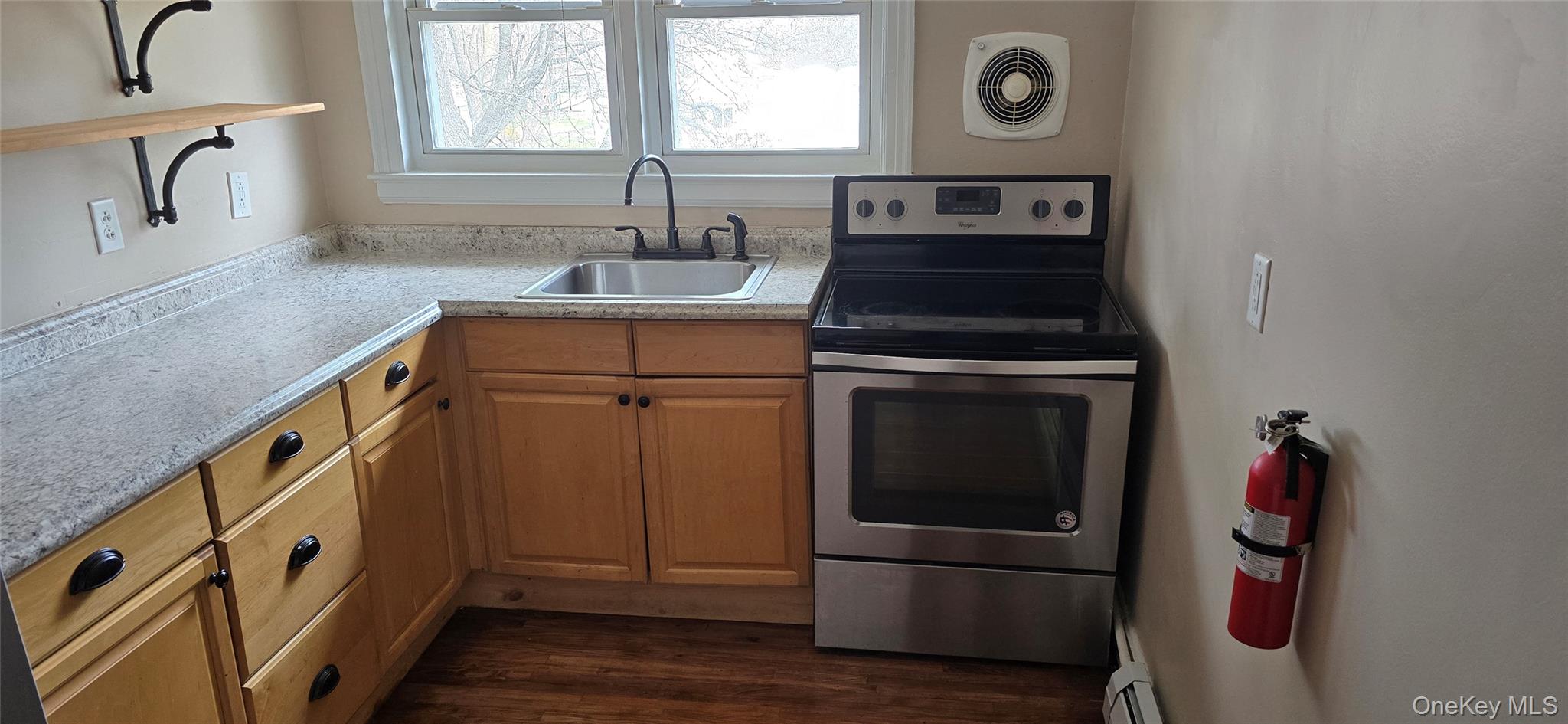 #4 photo, 18 Reservoir Road, Highland , NY 12528