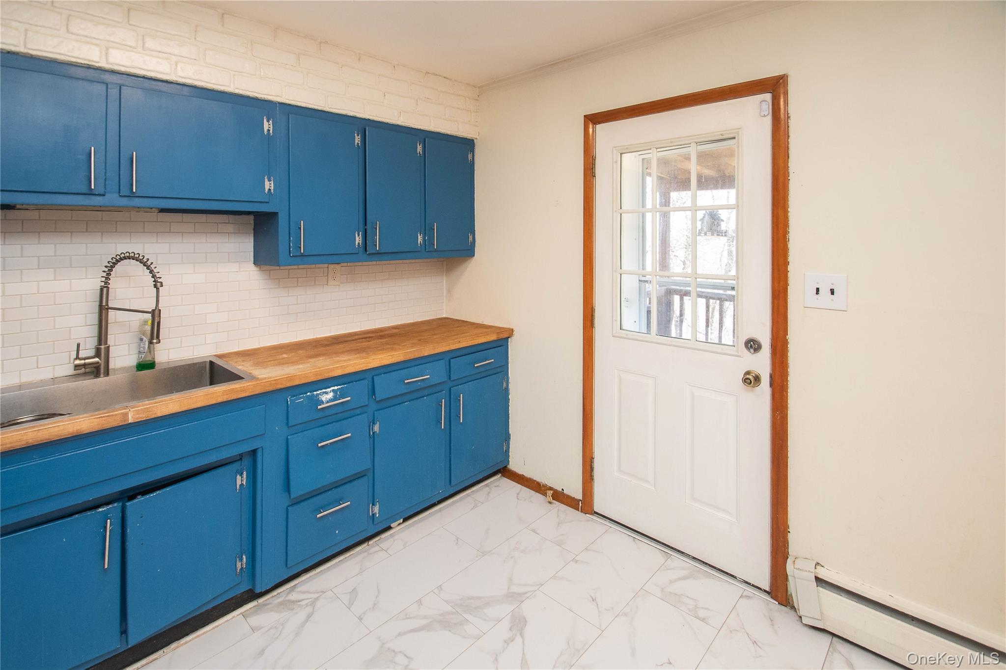 #7 photo, 18 Russo Drive, Newburgh , NY 12550