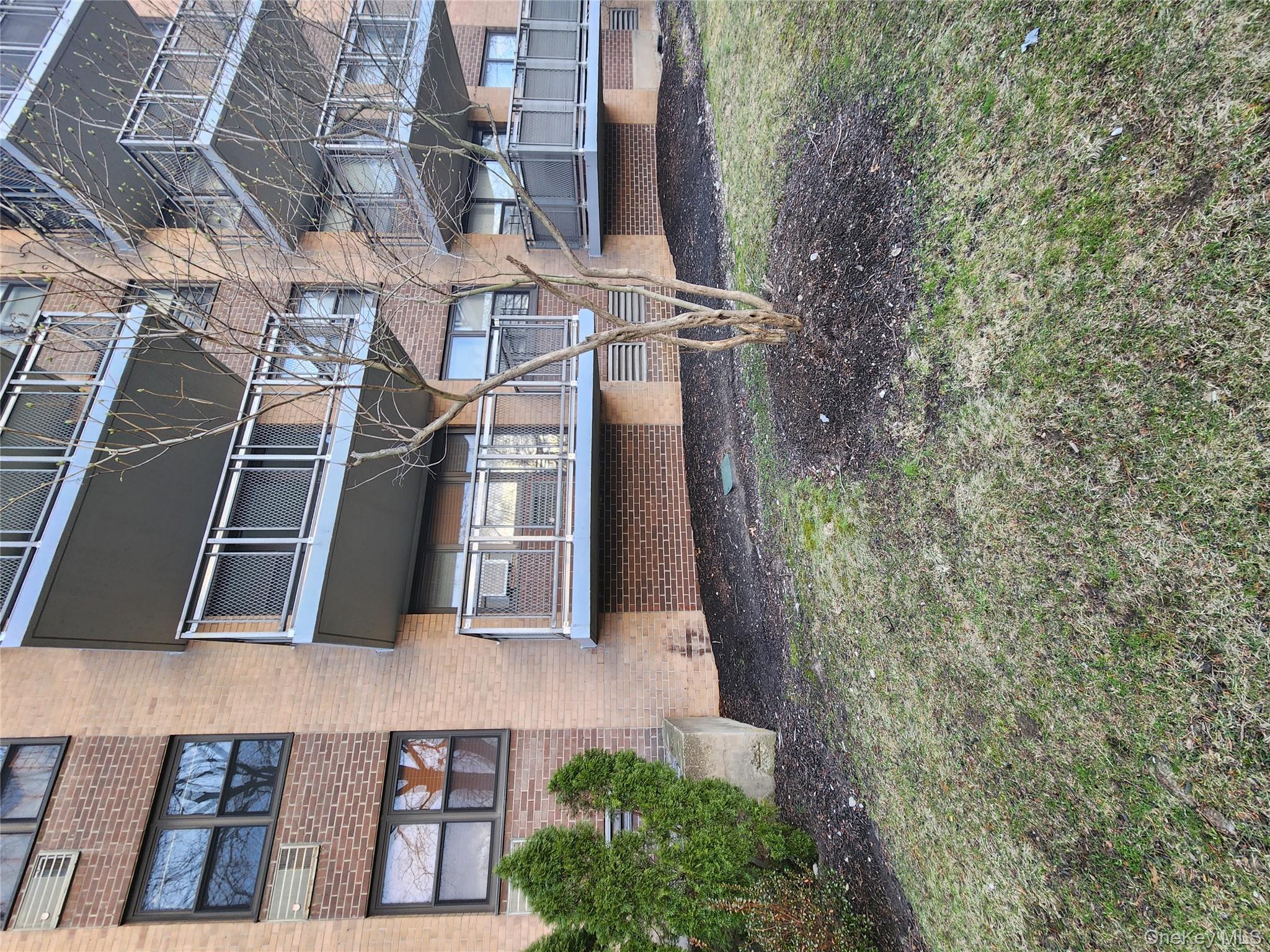 #3 photo, 155 Ferris Avenue, White Plains , NY 10601