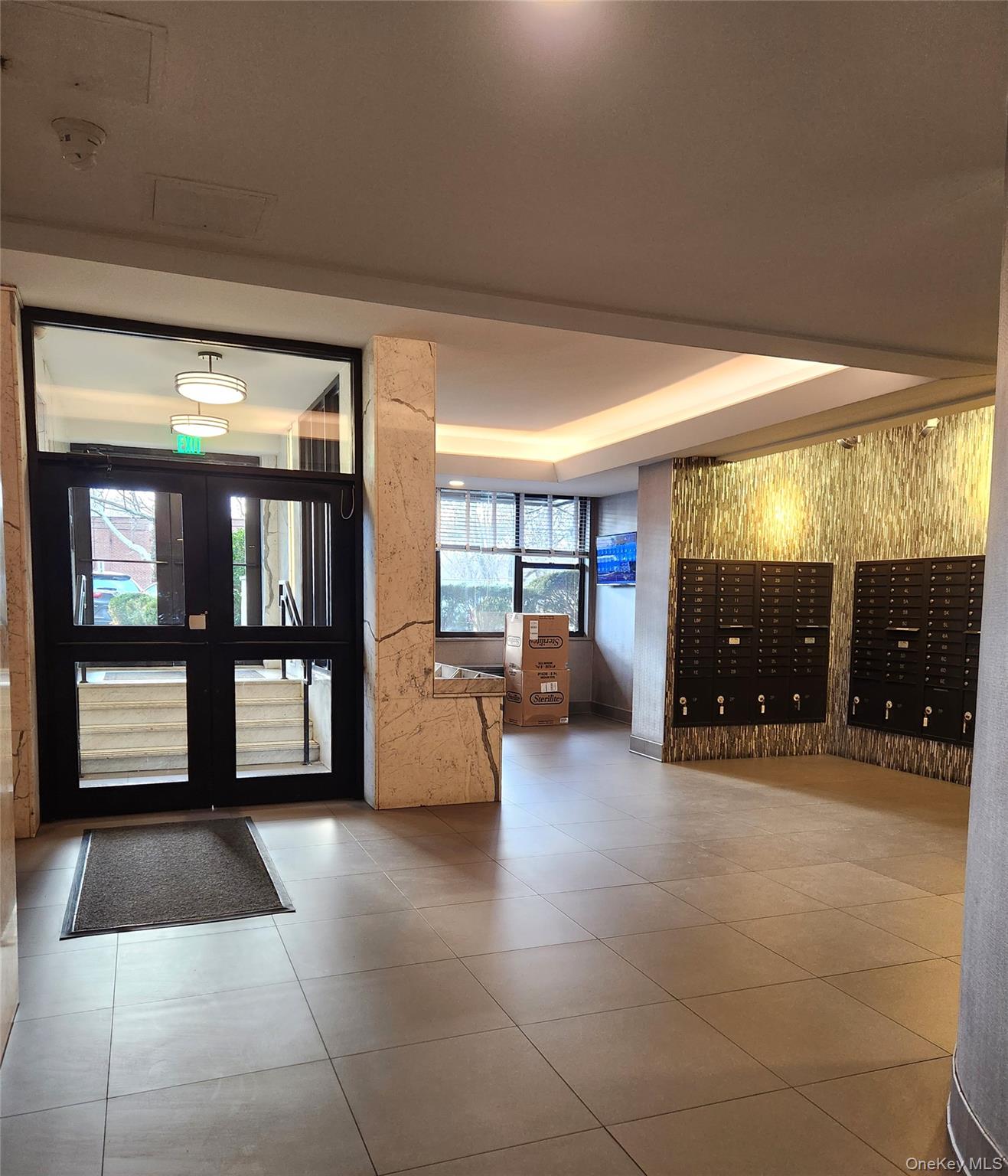 #4 photo, 155 Ferris Avenue, White Plains , NY 10601