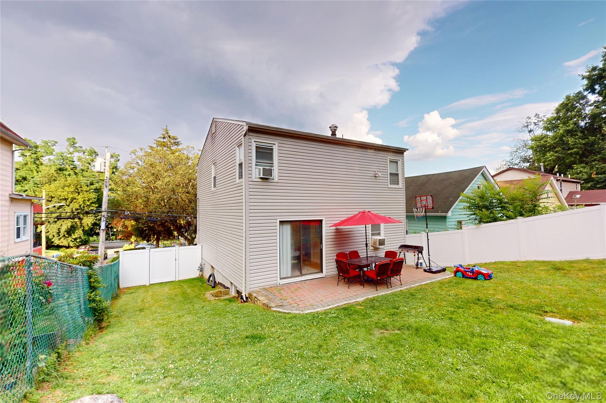 #20 photo, 85 aka 81 Bushey Avenue, Yonkers , NY 10710