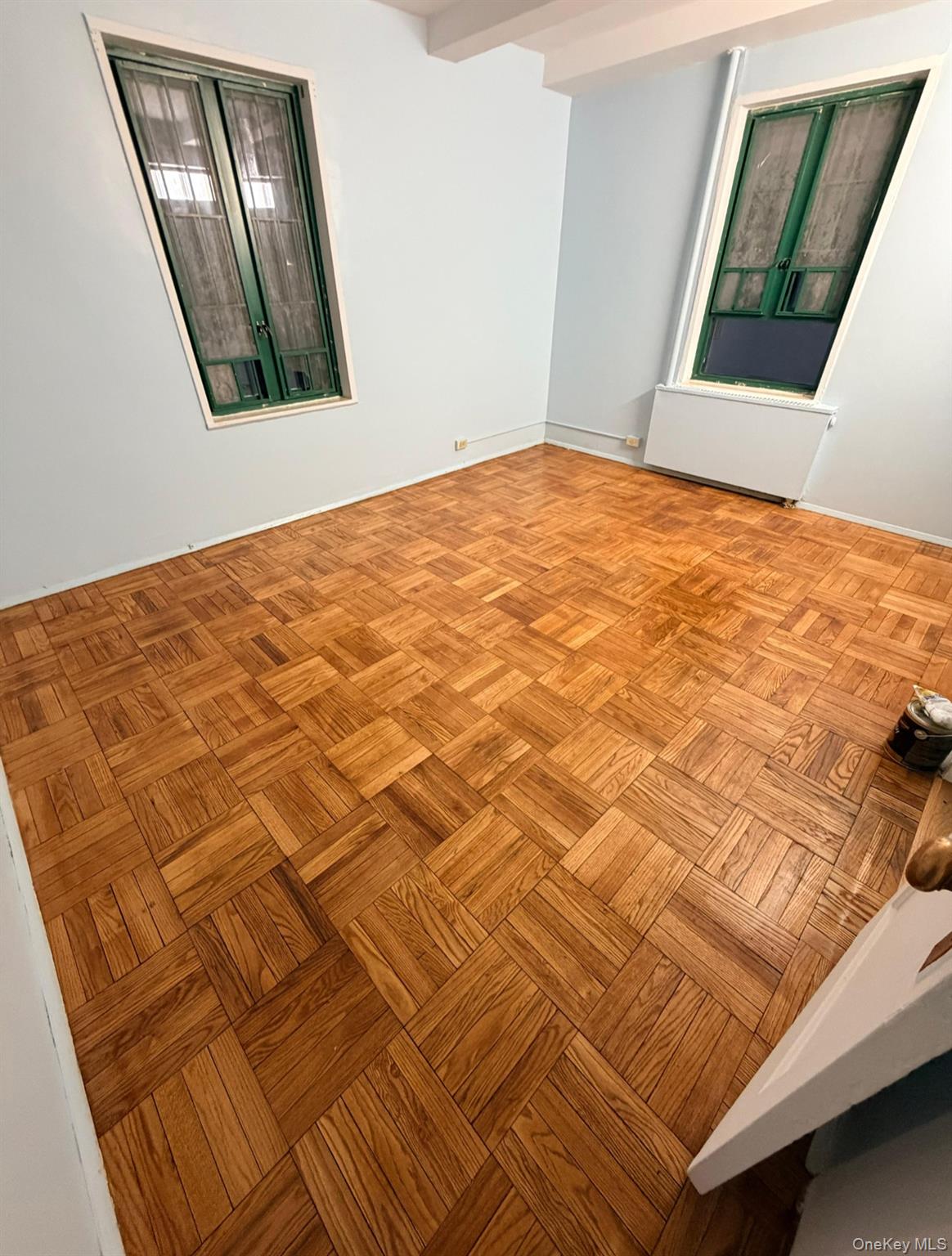 #4 photo, 1938 EAST TREMONT AVE, Bronx , NY 10462