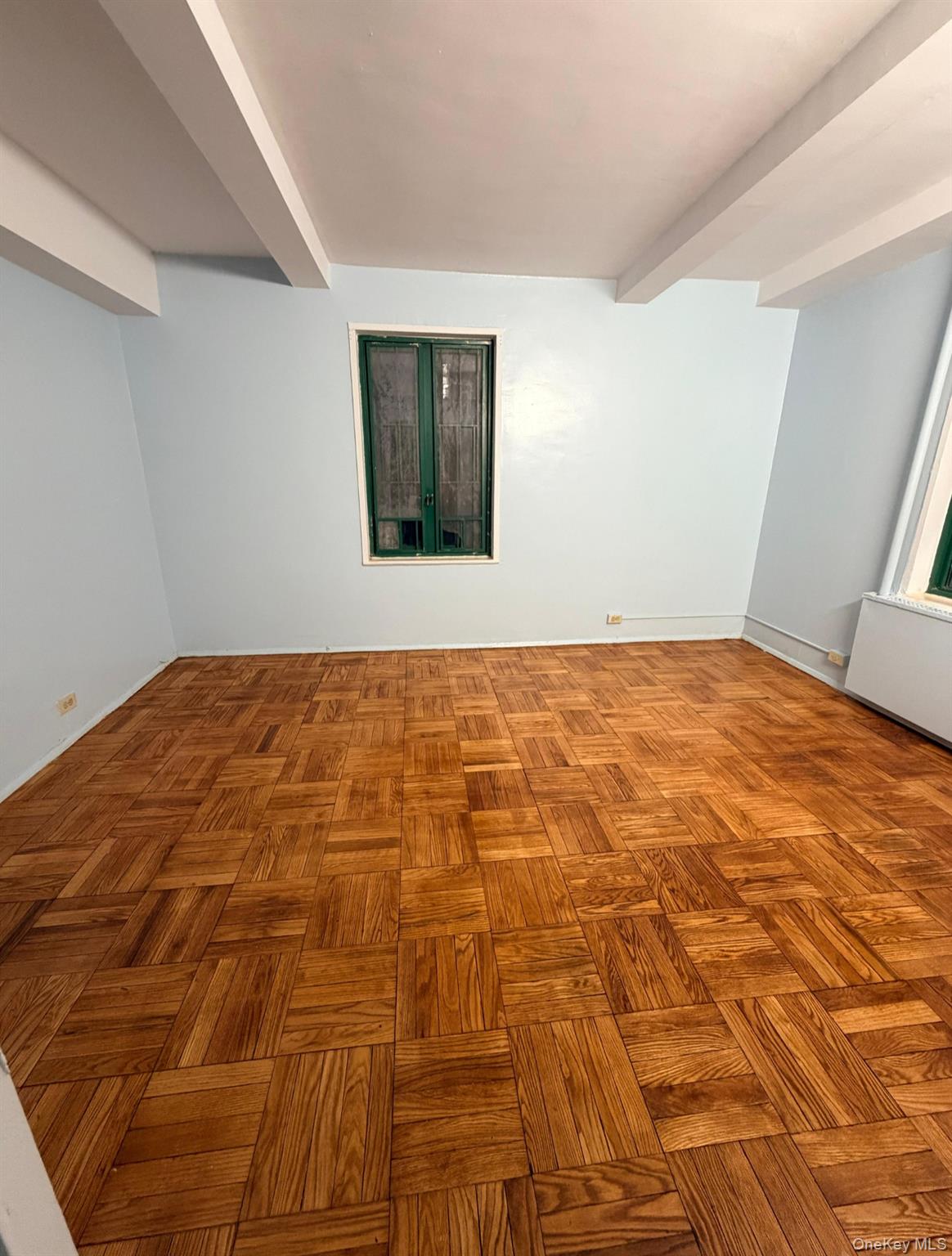 #6 photo, 1938 EAST TREMONT AVE, Bronx , NY 10462