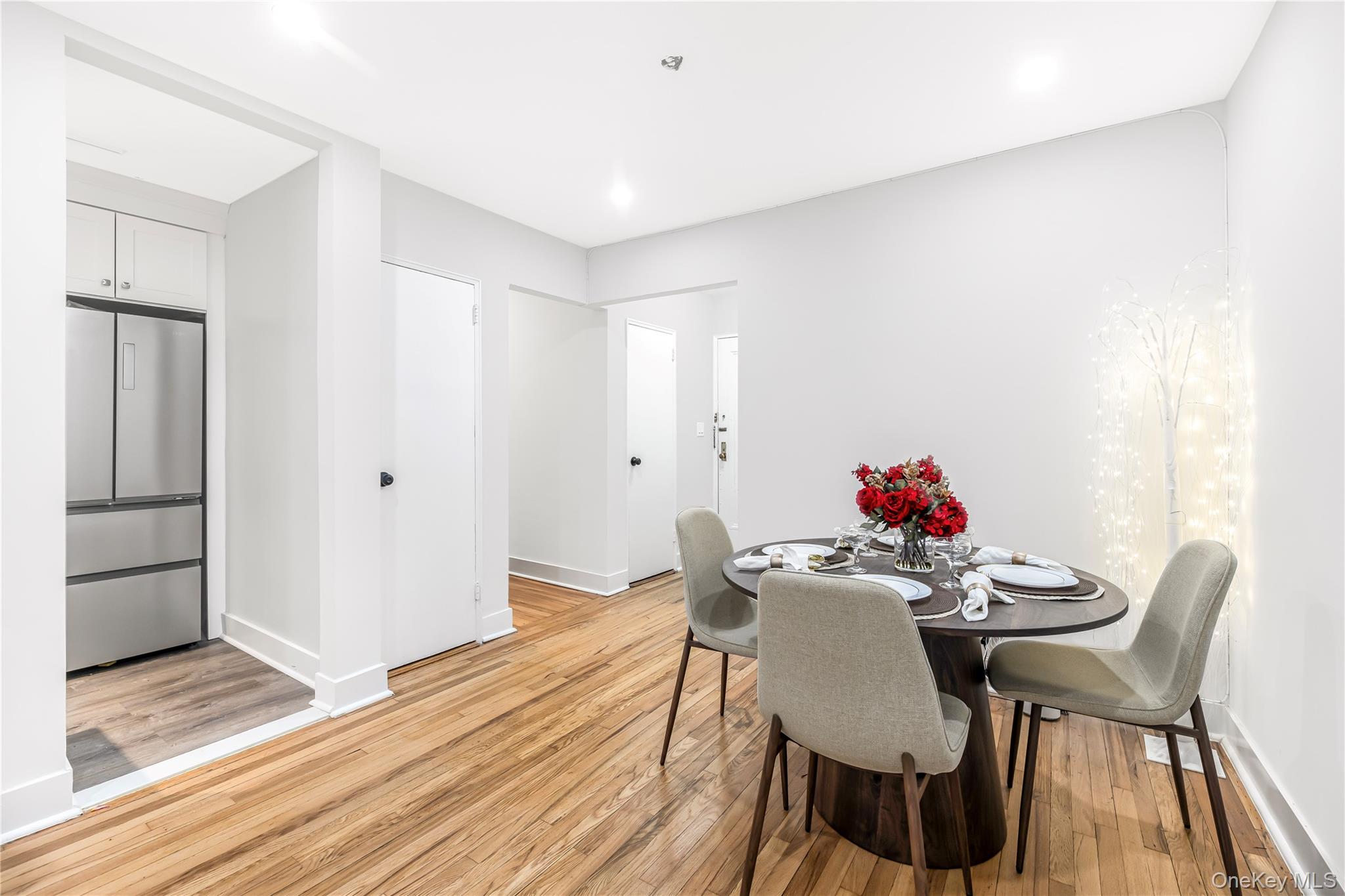 #4 photo, 525 W 235th Street, Bronx , NY 10463