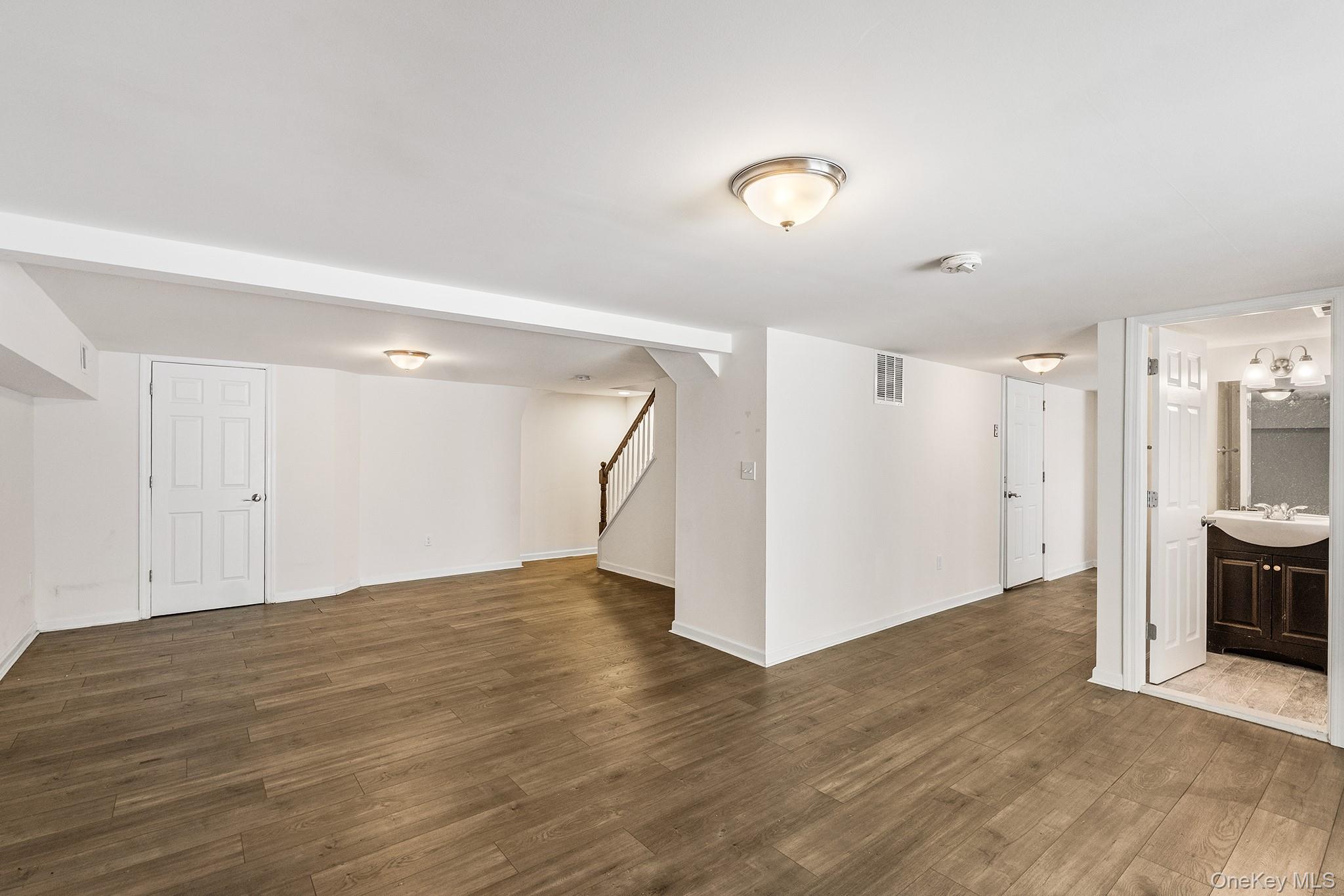 #17 photo, 3483 Overlook Avenue, Yorktown Heights , NY 10598