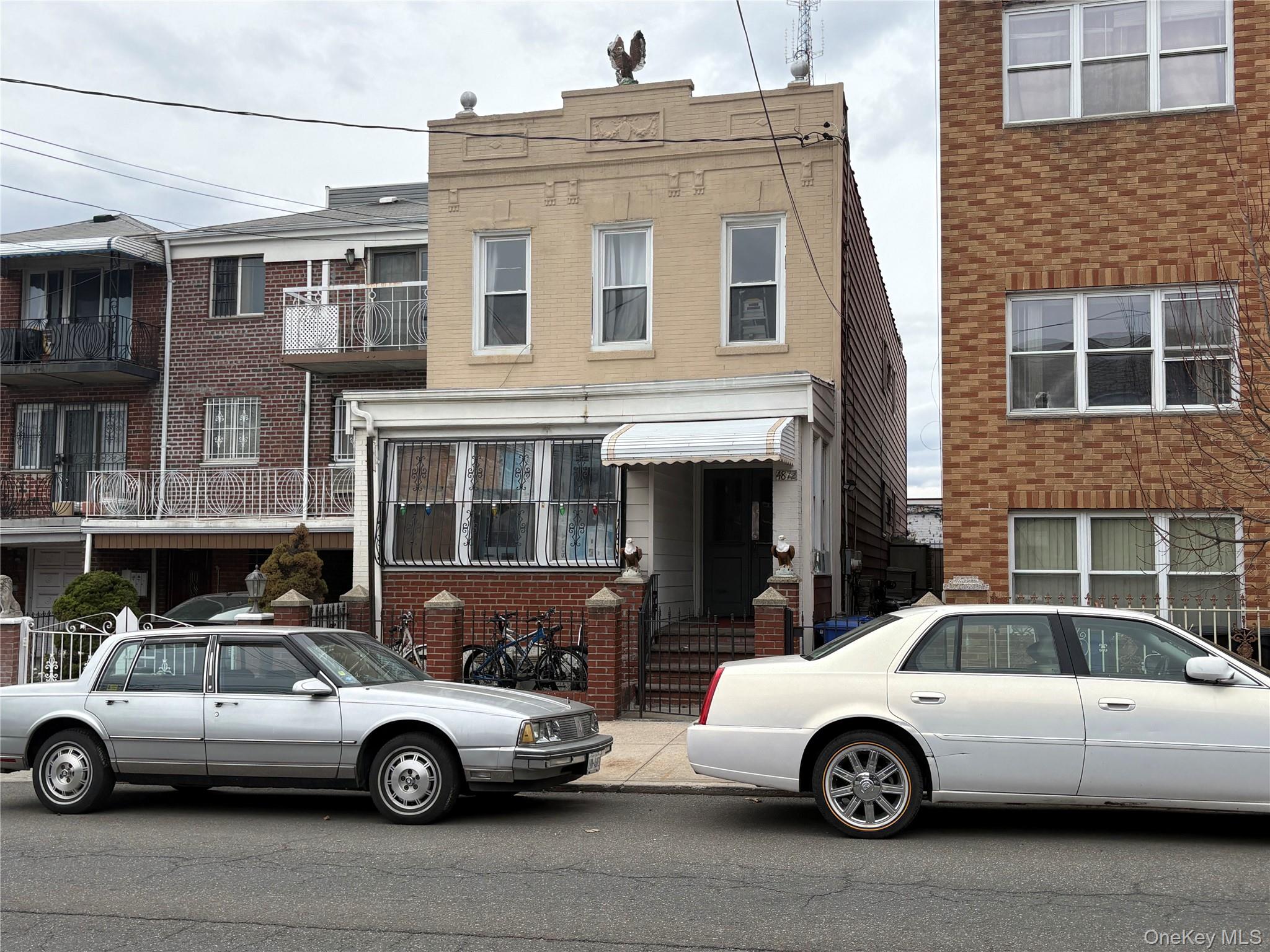 #4 photo, 48-72 37th Street, Long Island City , NY 11101