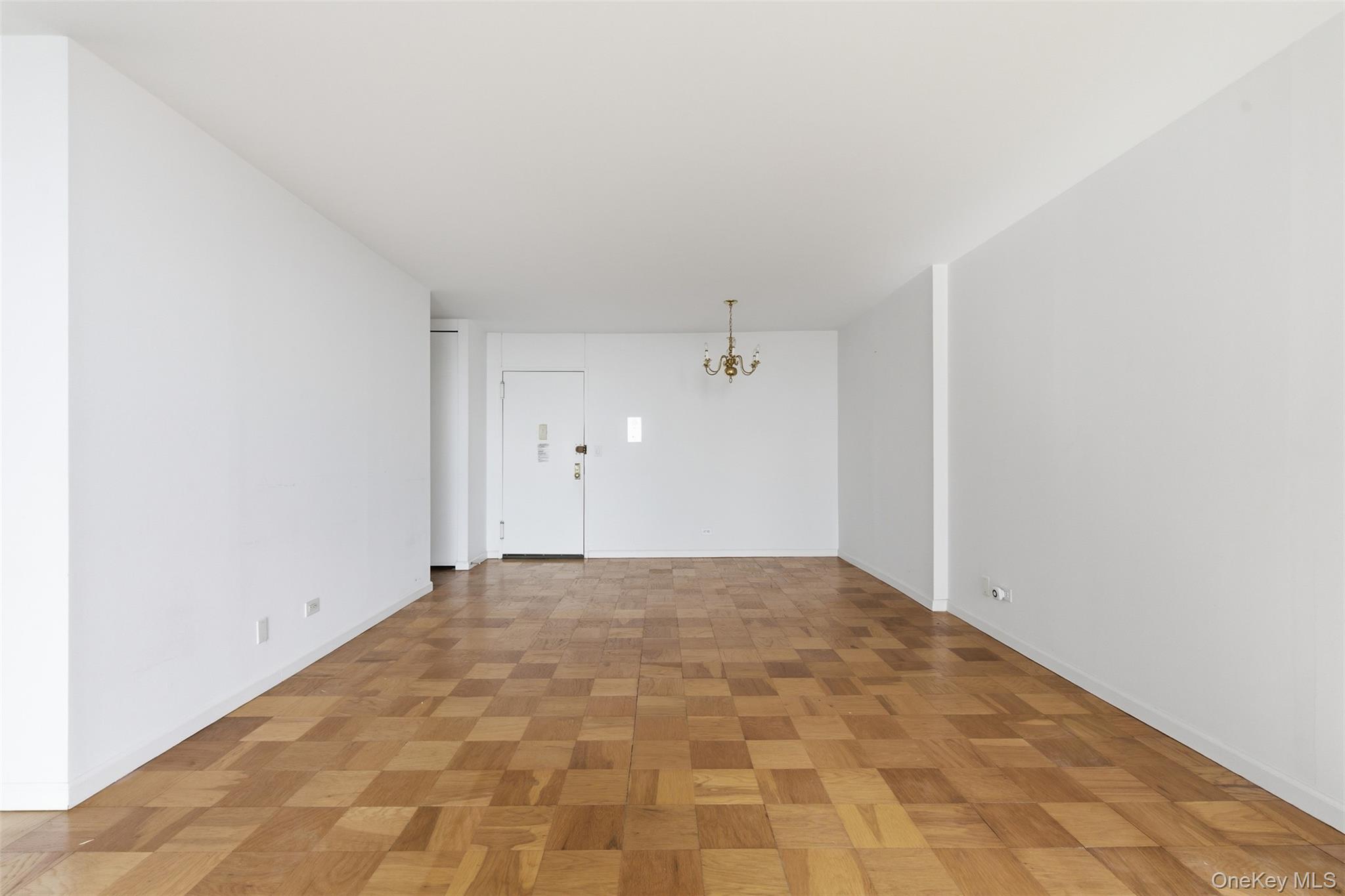 #11 photo, 27110 Grand Central Parkway, Floral Park , NY 11005