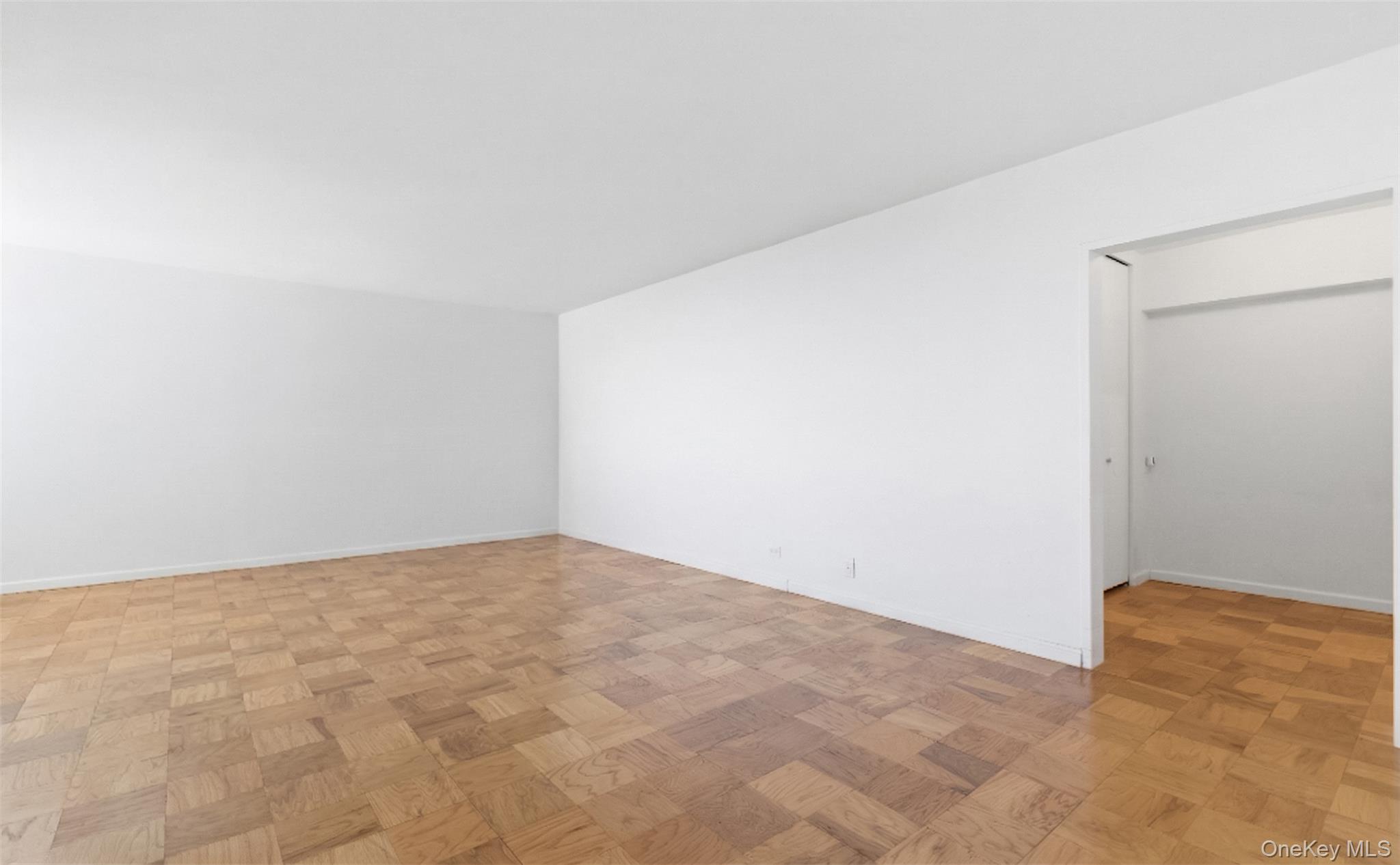 #12 photo, 27110 Grand Central Parkway, Floral Park , NY 11005