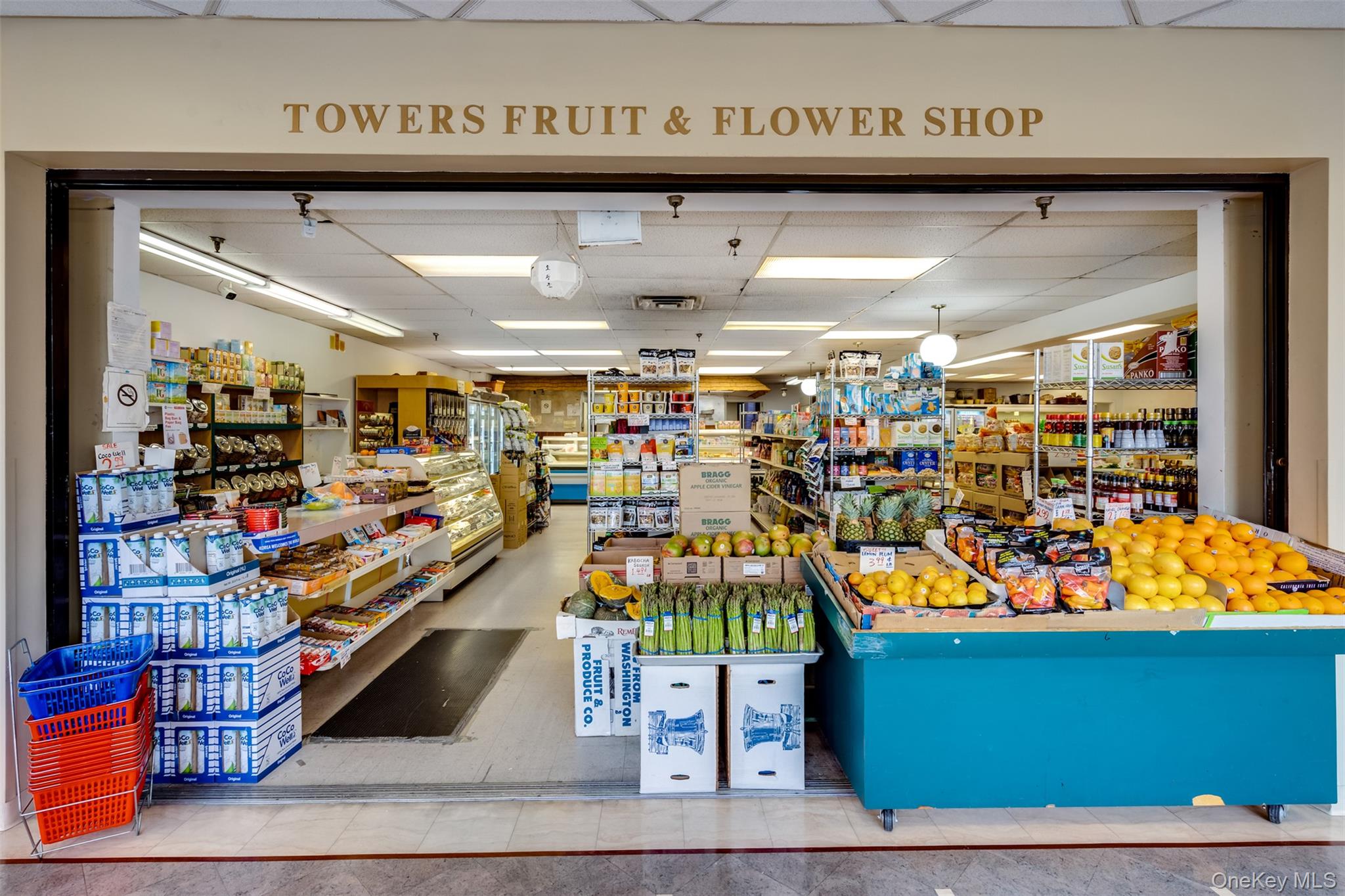 #17 photo, 27110 Grand Central Parkway, Floral Park , NY 11005