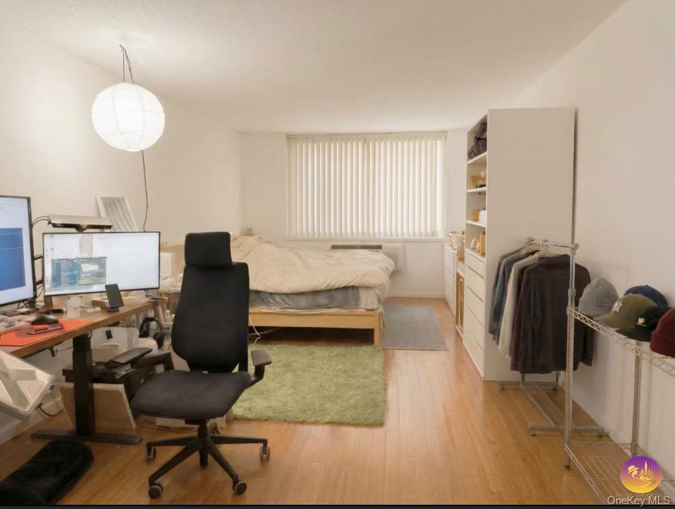 #4 photo, 11817 Union Street, Forest Hills , NY 11357