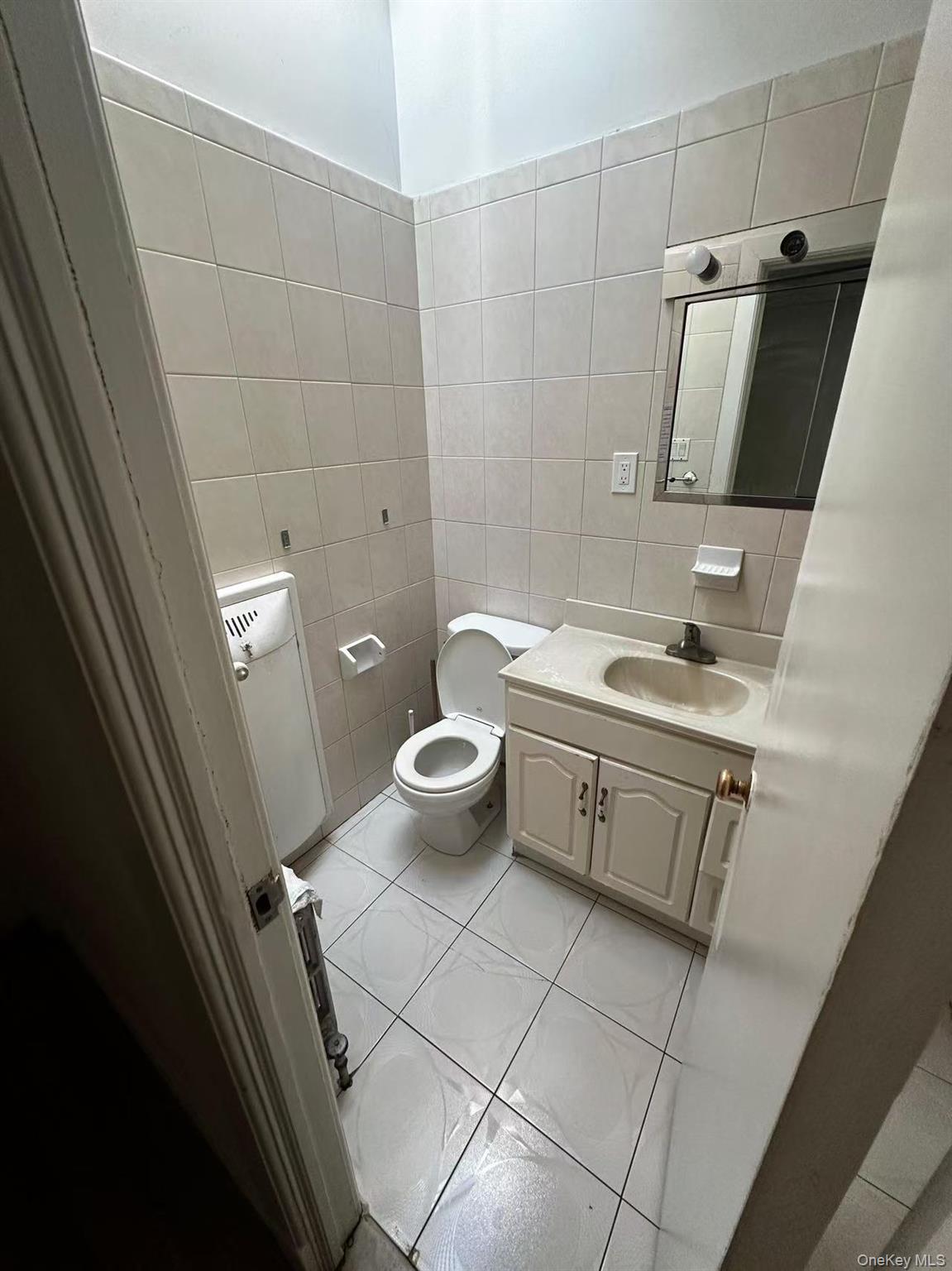 #5 photo, 5805 69th Avenue, Ridgewood , NY 11385