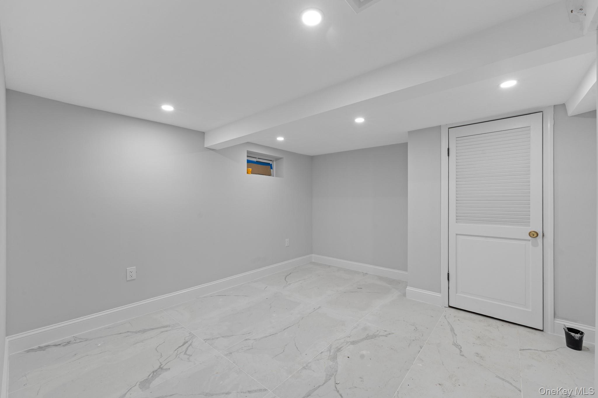 #18 photo, 138-12 233rd Street, Rosedale , NY 11422