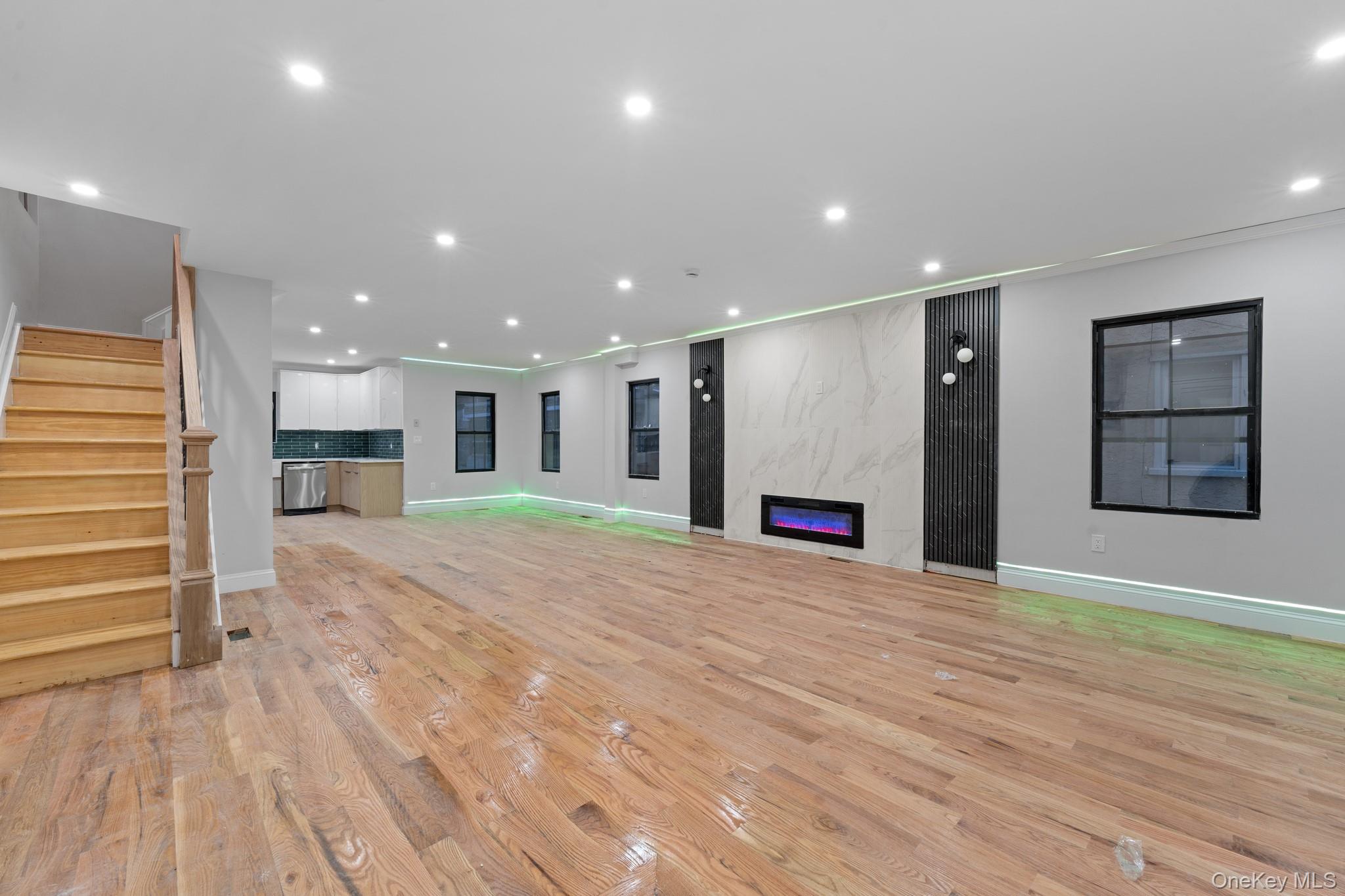 #7 photo, 138-12 233rd Street, Rosedale , NY 11422