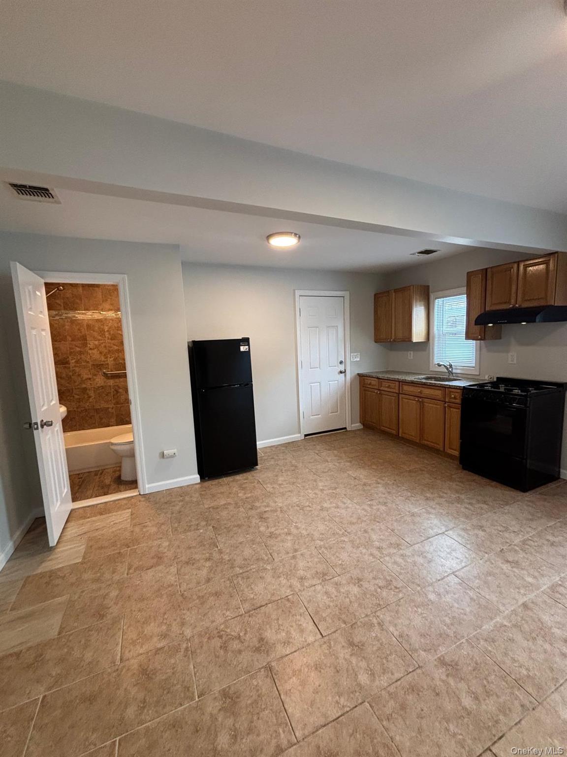 #7 photo, 101 Miramar Avenue, サフォーク郡 Patchogue , NY 11772