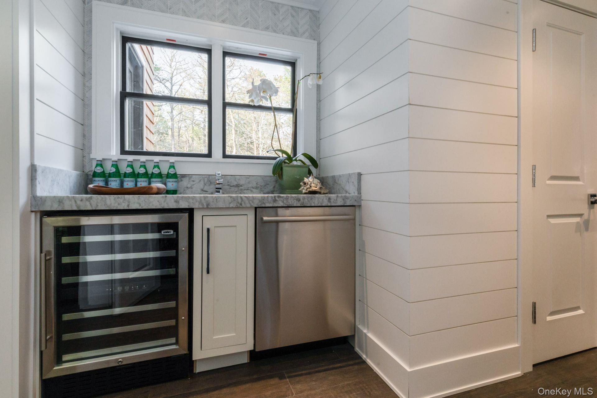 #4 photo, 142 Six Pole Highway, Sag Harbor , NY 11963