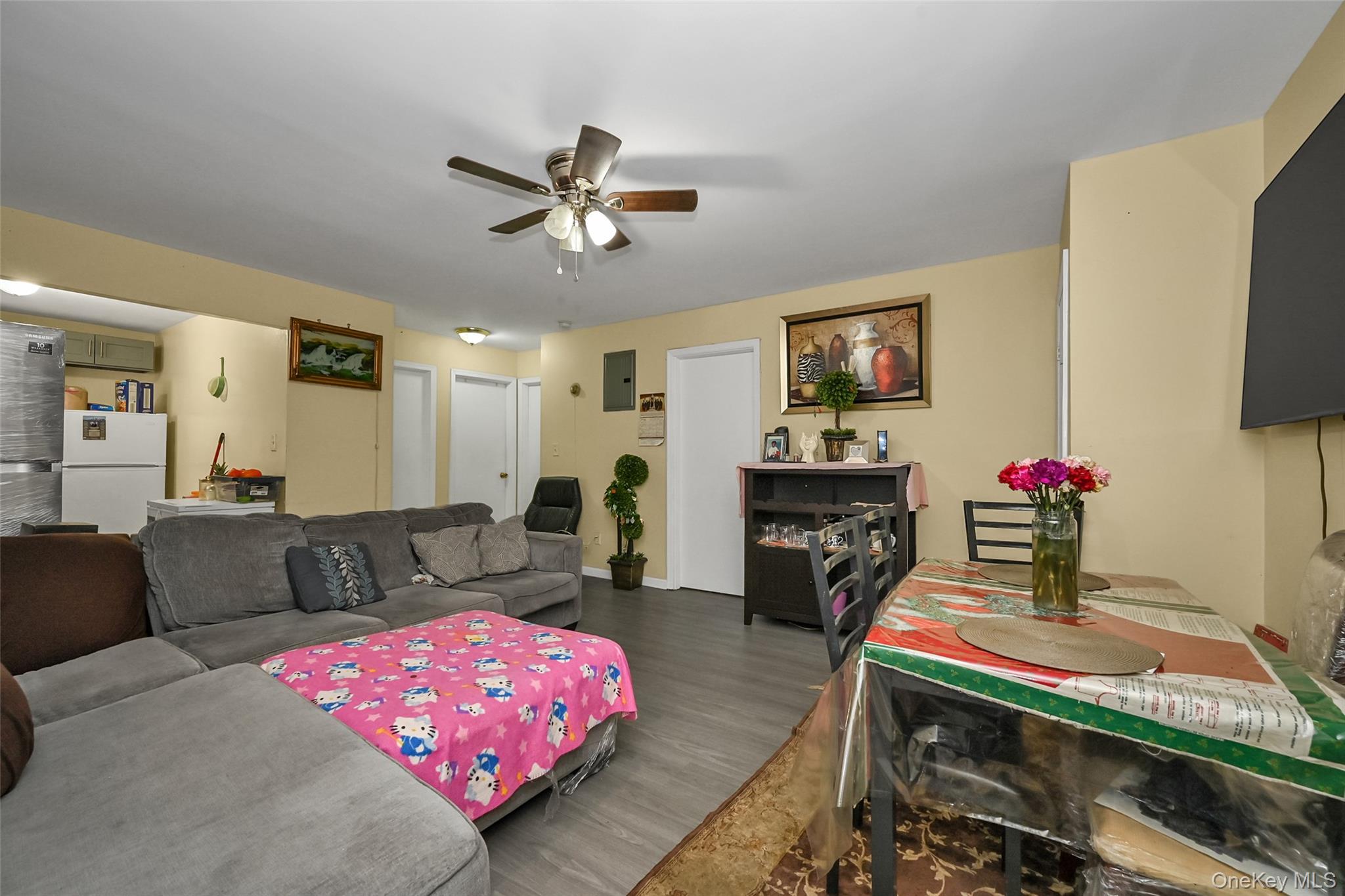 #12 photo, 135-07 223rd Street, 皇后區 Springfield Gardens , NY 11413