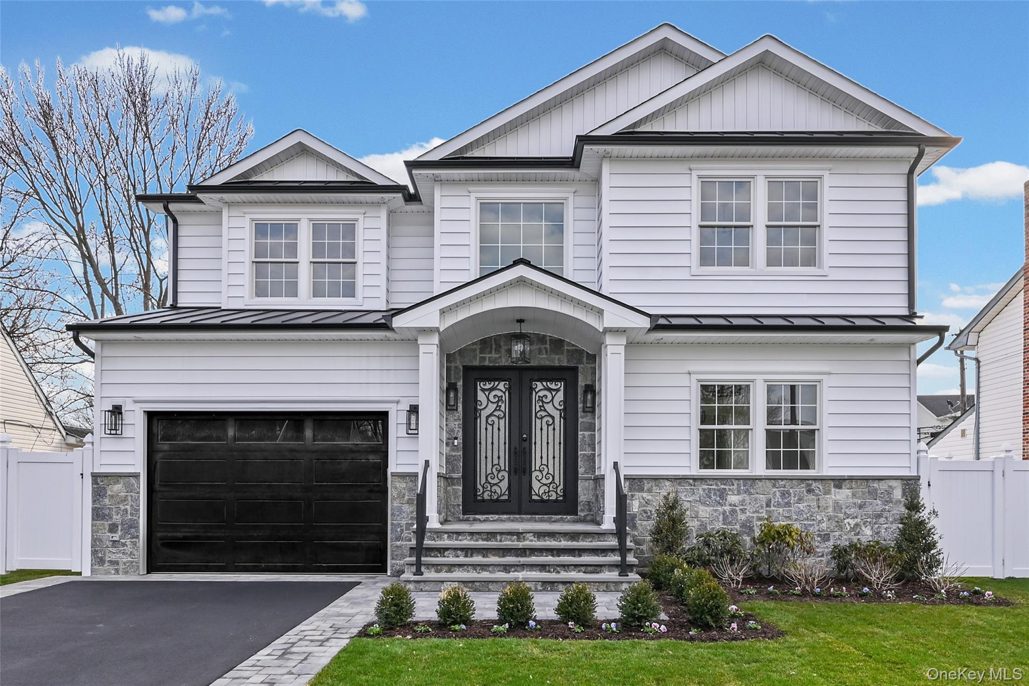 #1 photo, 27 Grape Lane, Hicksville , NY 11801