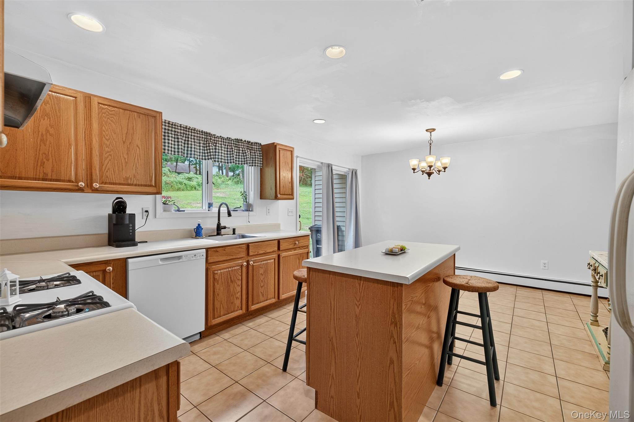 #15 photo, 6 Summer Winds Court, Cornwall On Hudson , NY 12520