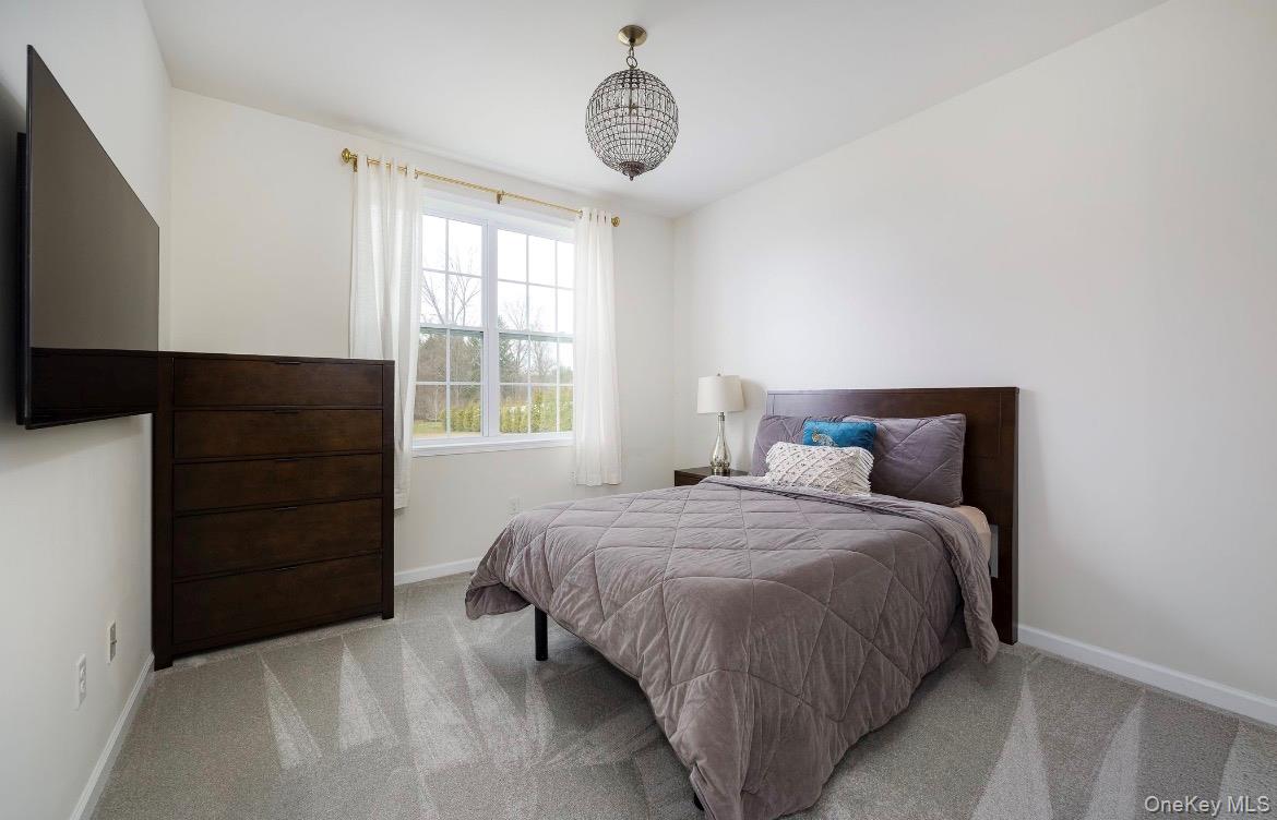 #11 photo, 27 E Van Buren Way, 紐約州 Hopewell Junction , NY 12533