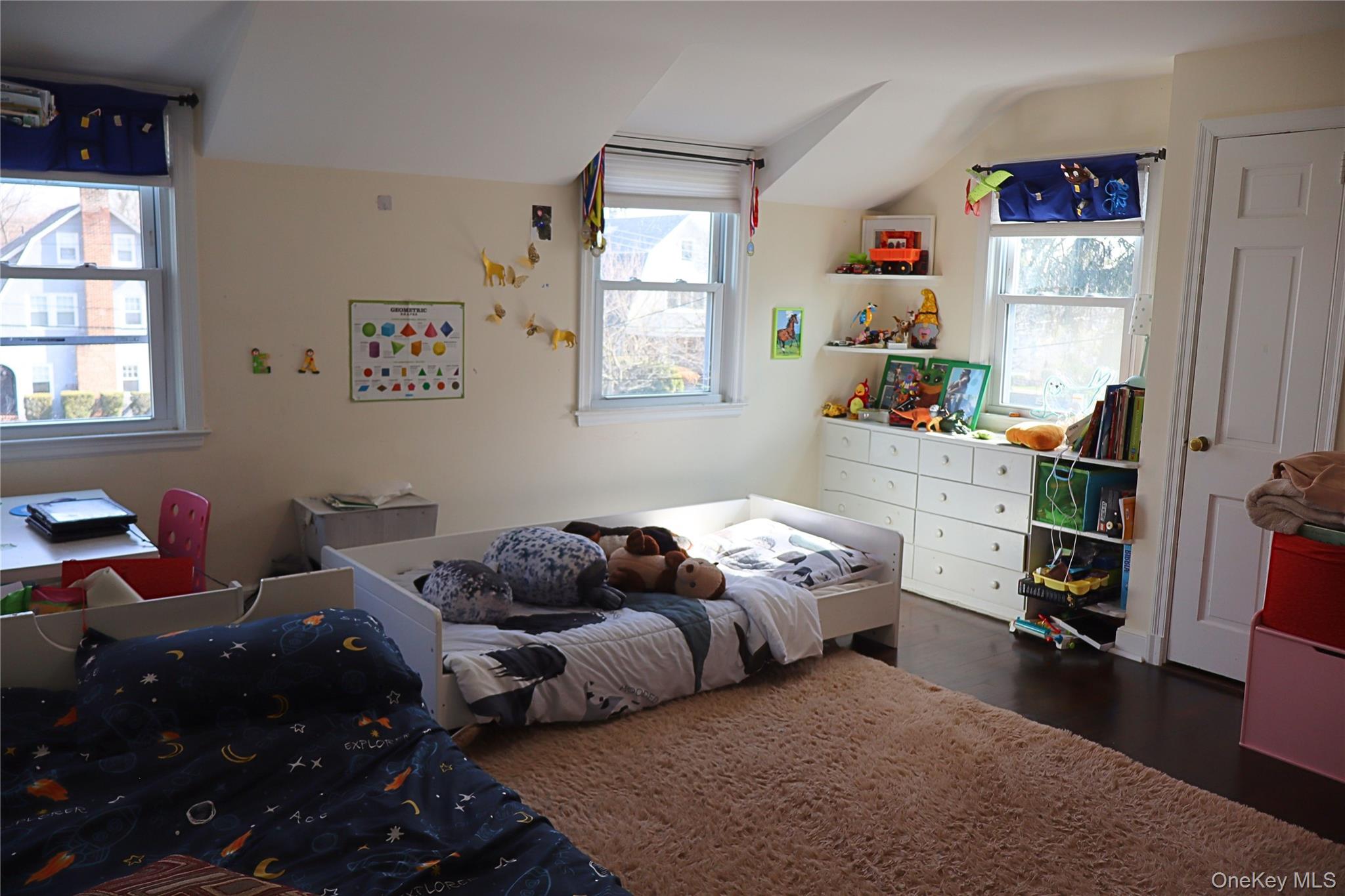 #9 photo, 14 Bonnett Avenue, Larchmont , NY 10538