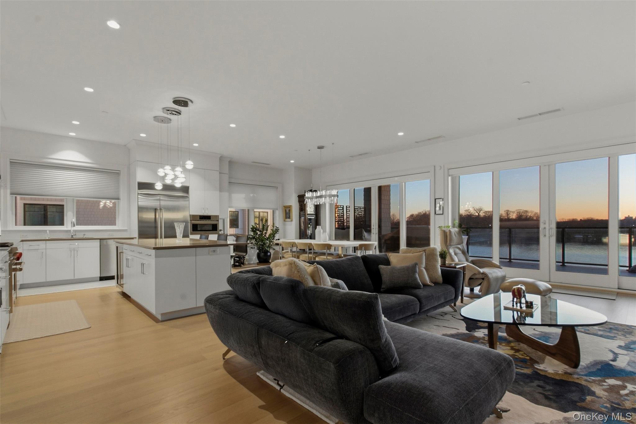 #10 photo, 720 Davenport Avenue, New Rochelle , NY 10805