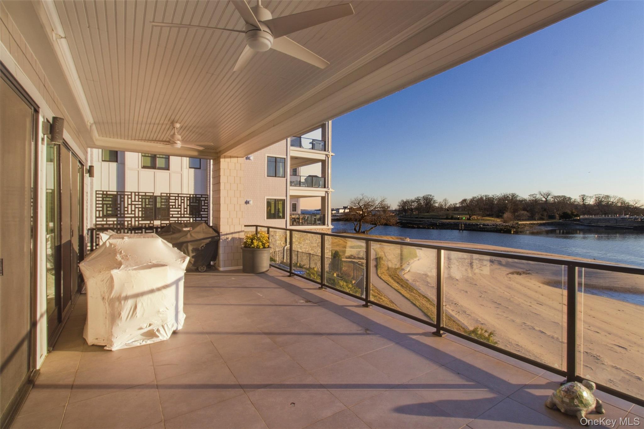 #2 photo, 720 Davenport Avenue, New Rochelle , NY 10805