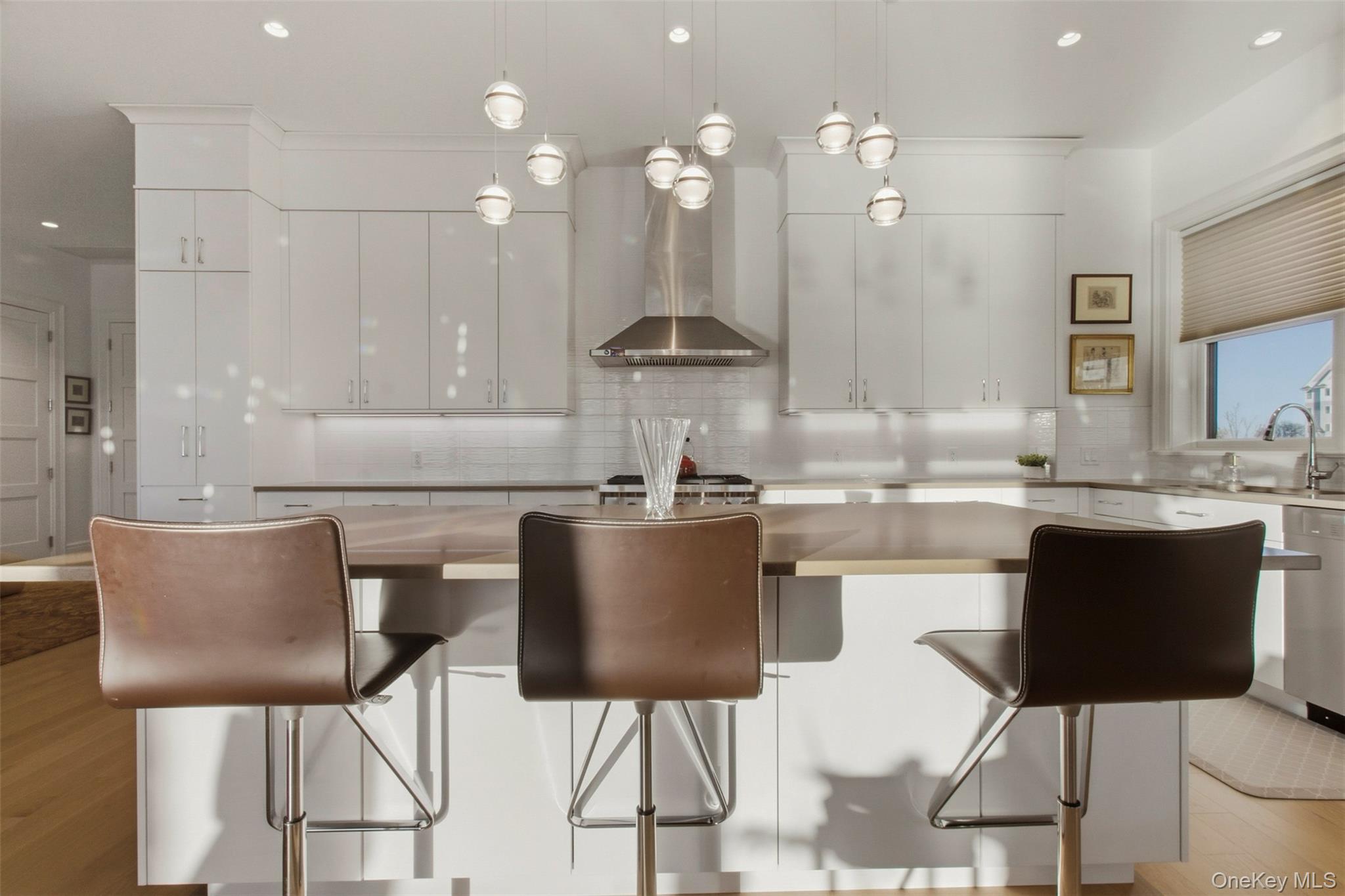 #8 photo, 720 Davenport Avenue, New Rochelle , NY 10805