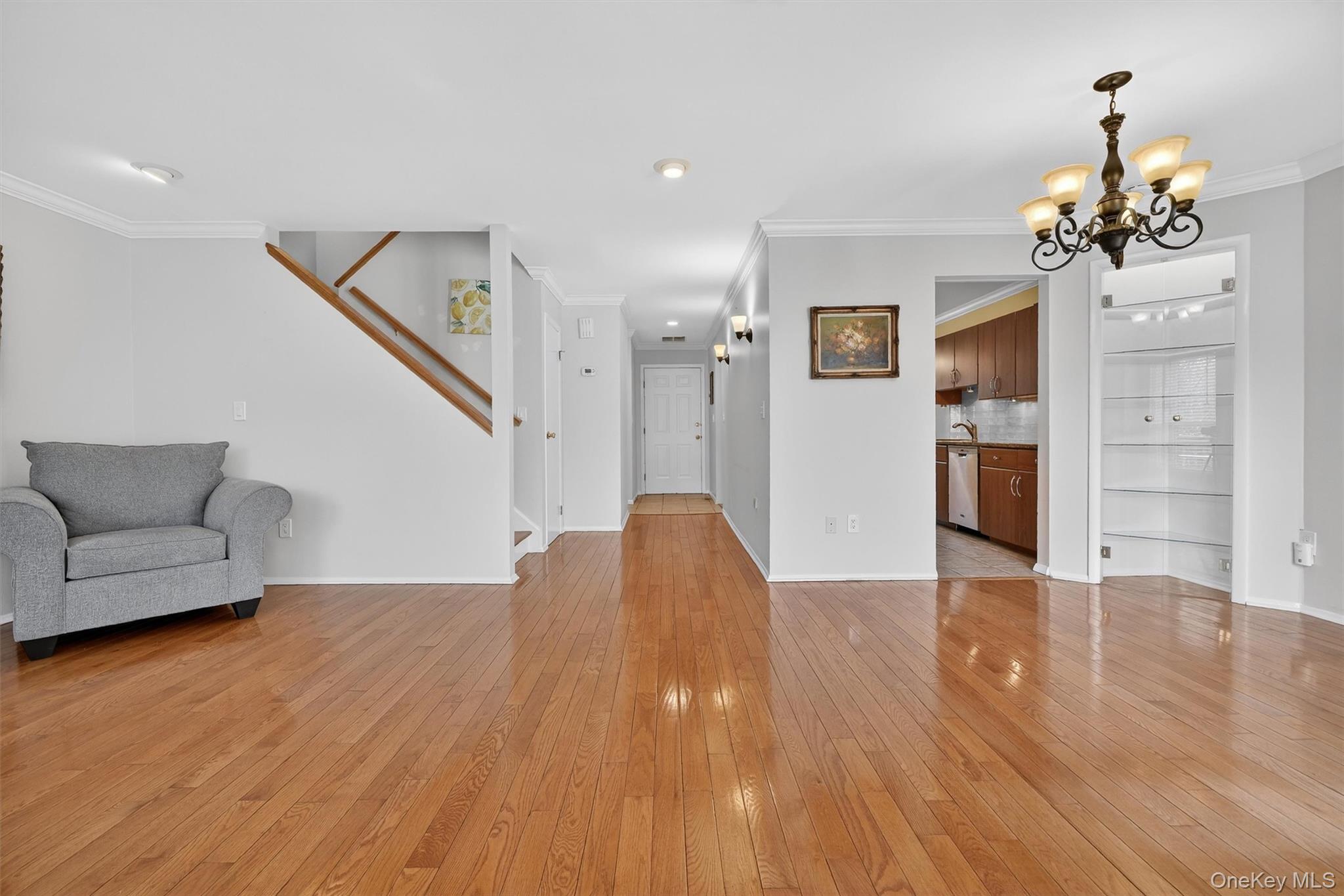 #15 photo, 155 Club Court, Ossining , NY 10562